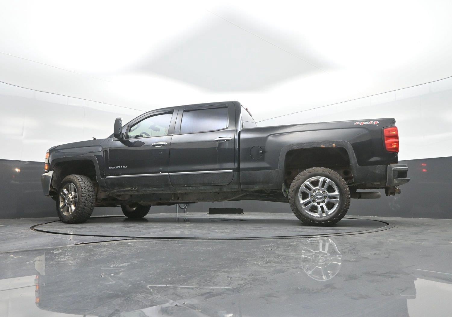 Used 2015 Black Chevrolet LTZ image 32