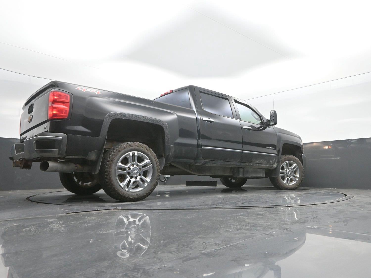 Used 2015 Black Chevrolet LTZ image 33