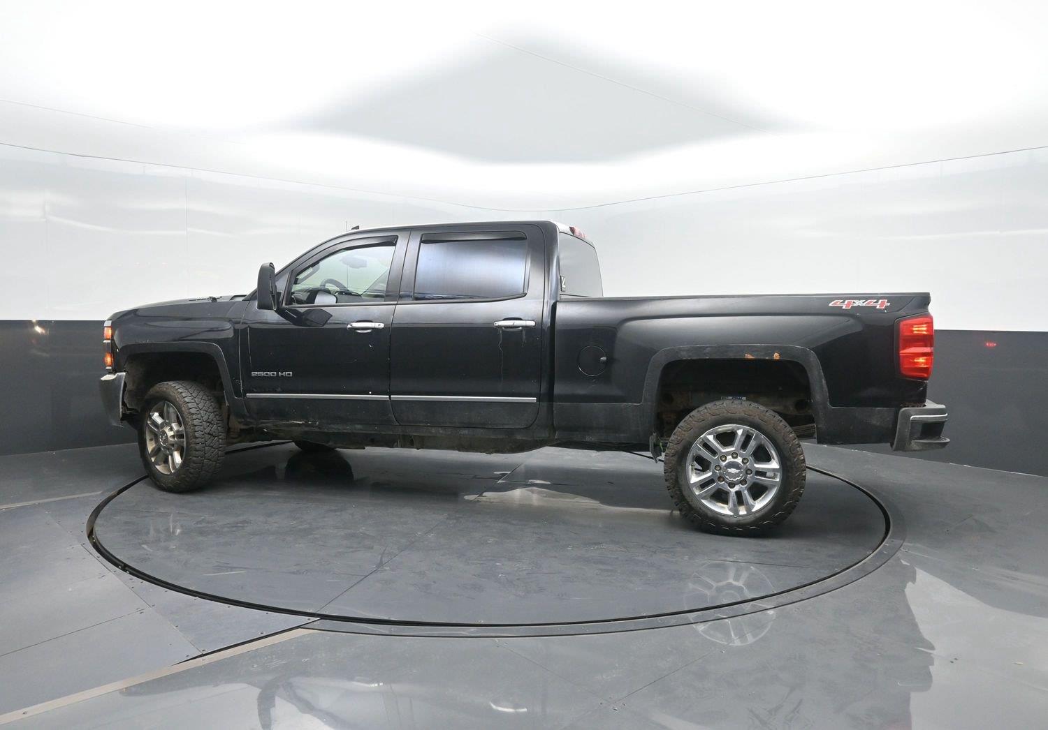 Used 2015 Black Chevrolet LTZ image 39