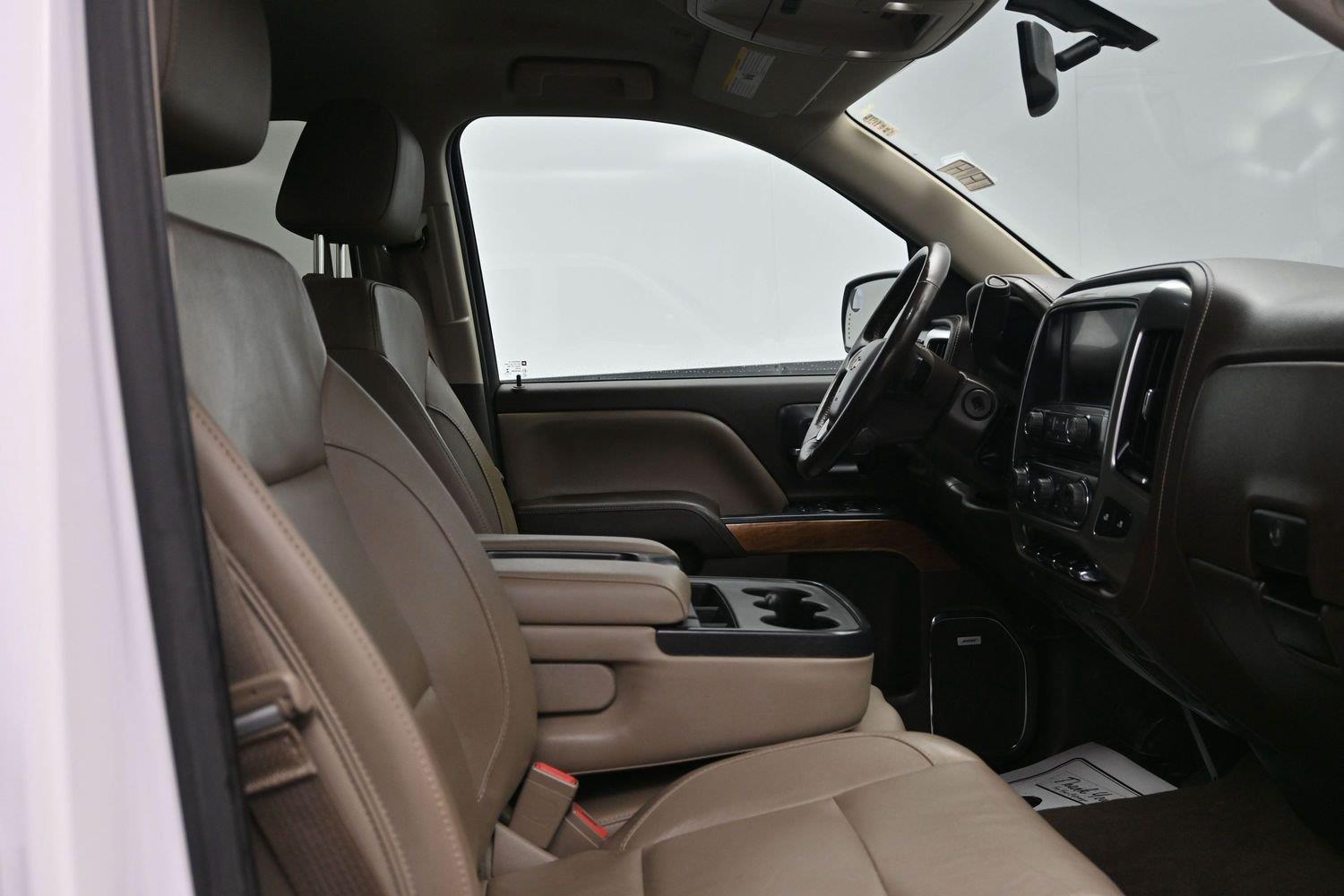 Used 2016 Summit White Chevrolet LTZ image 10