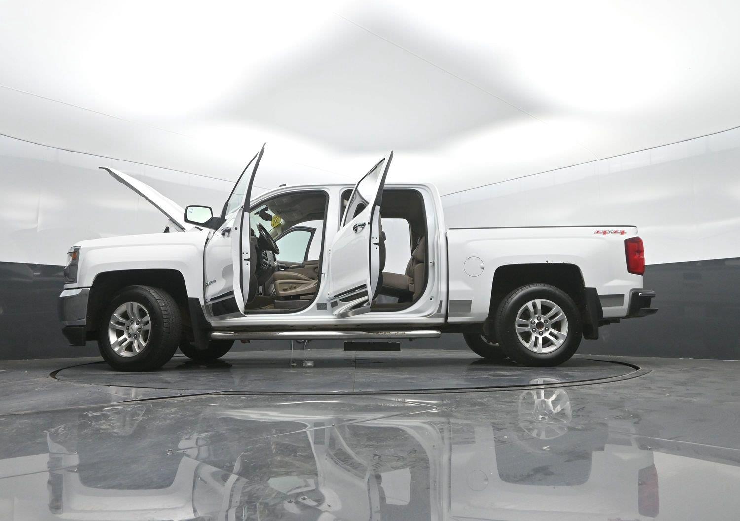 Used 2016 Summit White Chevrolet LTZ image 51