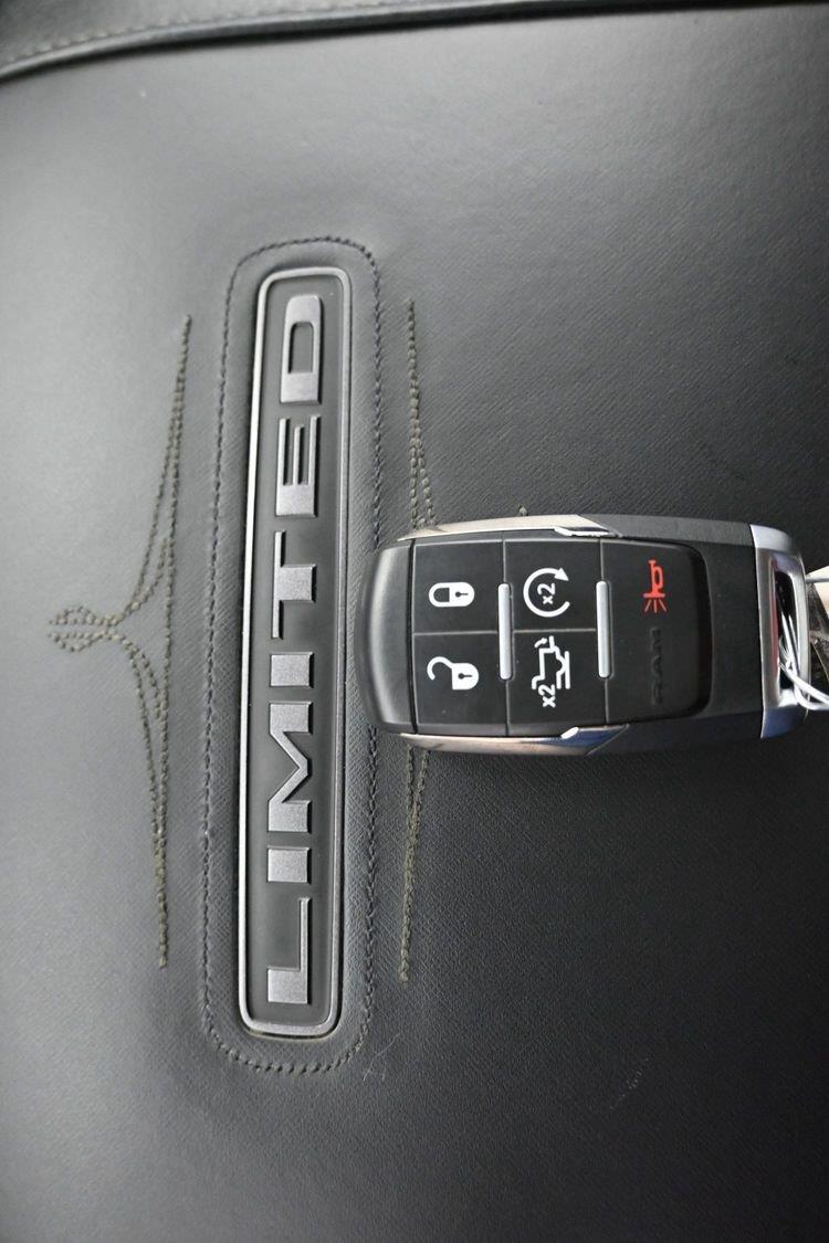 Used 2023 Billet Silver Metallic Clearcoat Ram Limited image 39