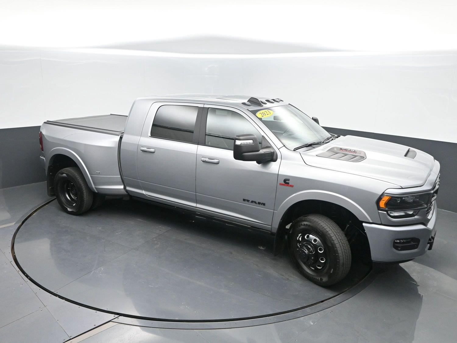 Used 2023 Billet Silver Metallic Clearcoat Ram Limited image 46