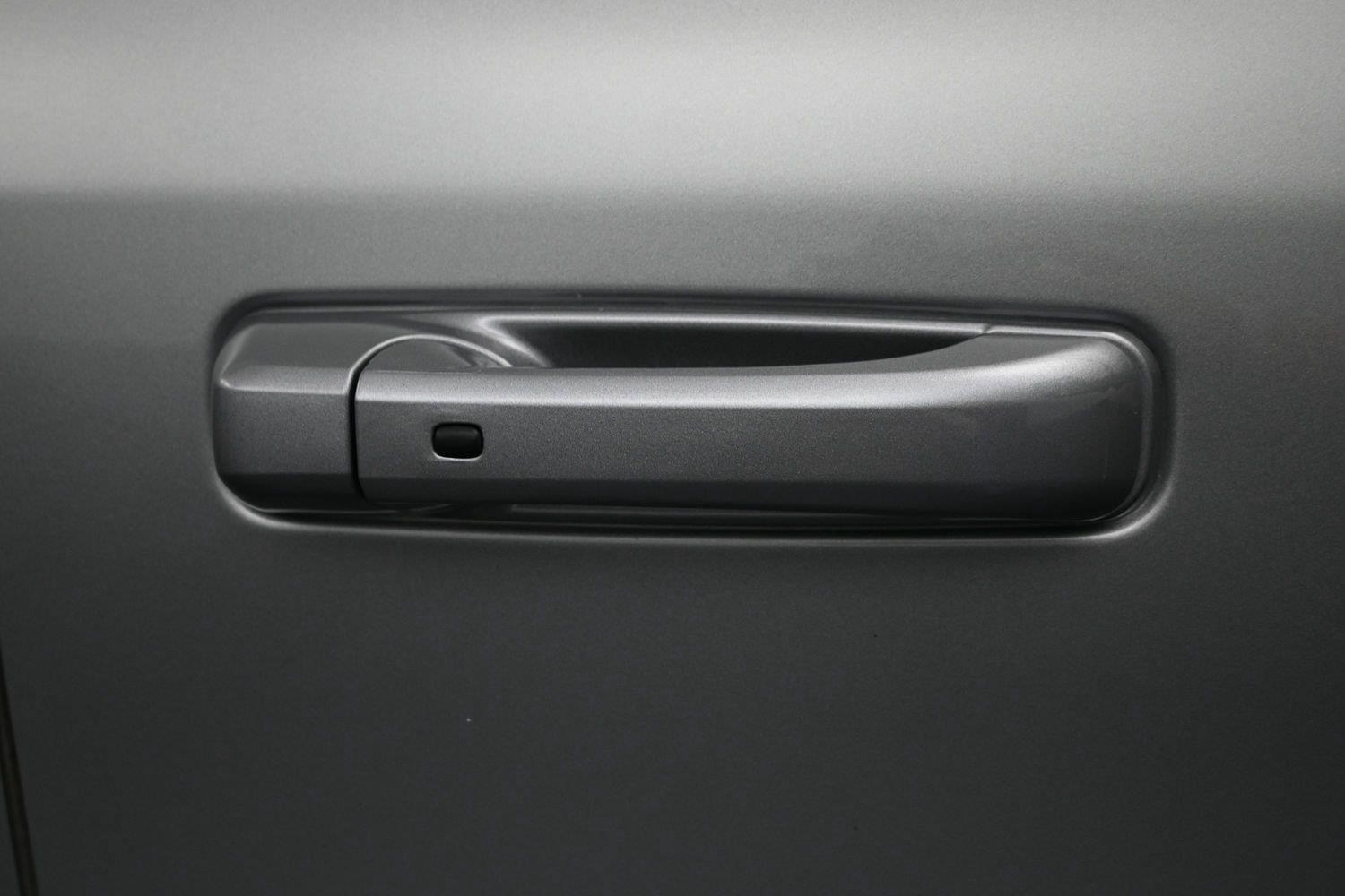 Used 2023 Billet Silver Metallic Clearcoat Ram Limited image 9