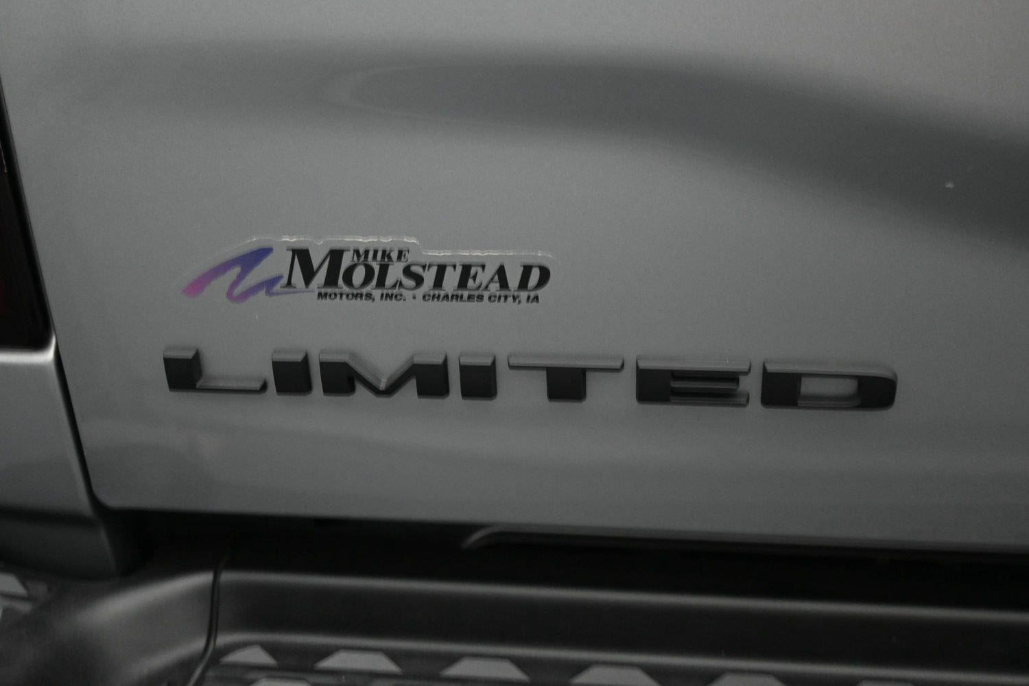 Used 2023 Billet Silver Metallic Clearcoat Ram Limited image 18