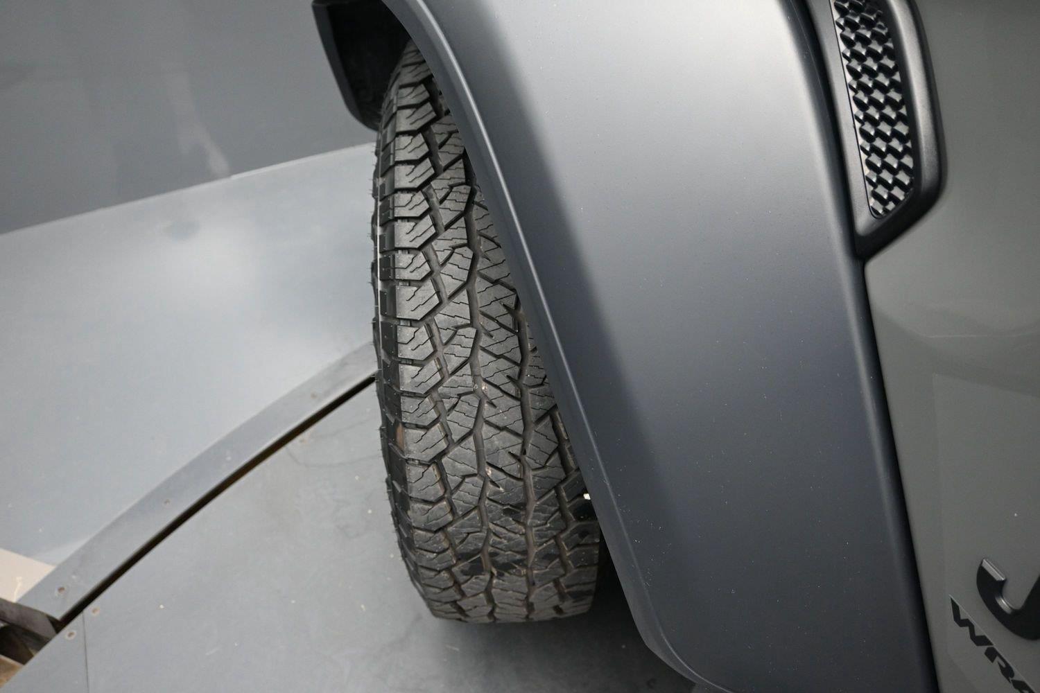 Used 2023 Sting-Gray Clearcoat Jeep Sport Altitude image 6
