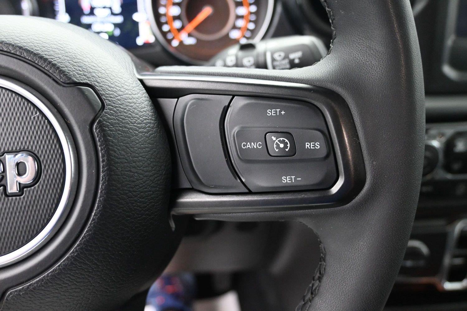 Used 2023 Sting-Gray Clearcoat Jeep Sport Altitude image 19