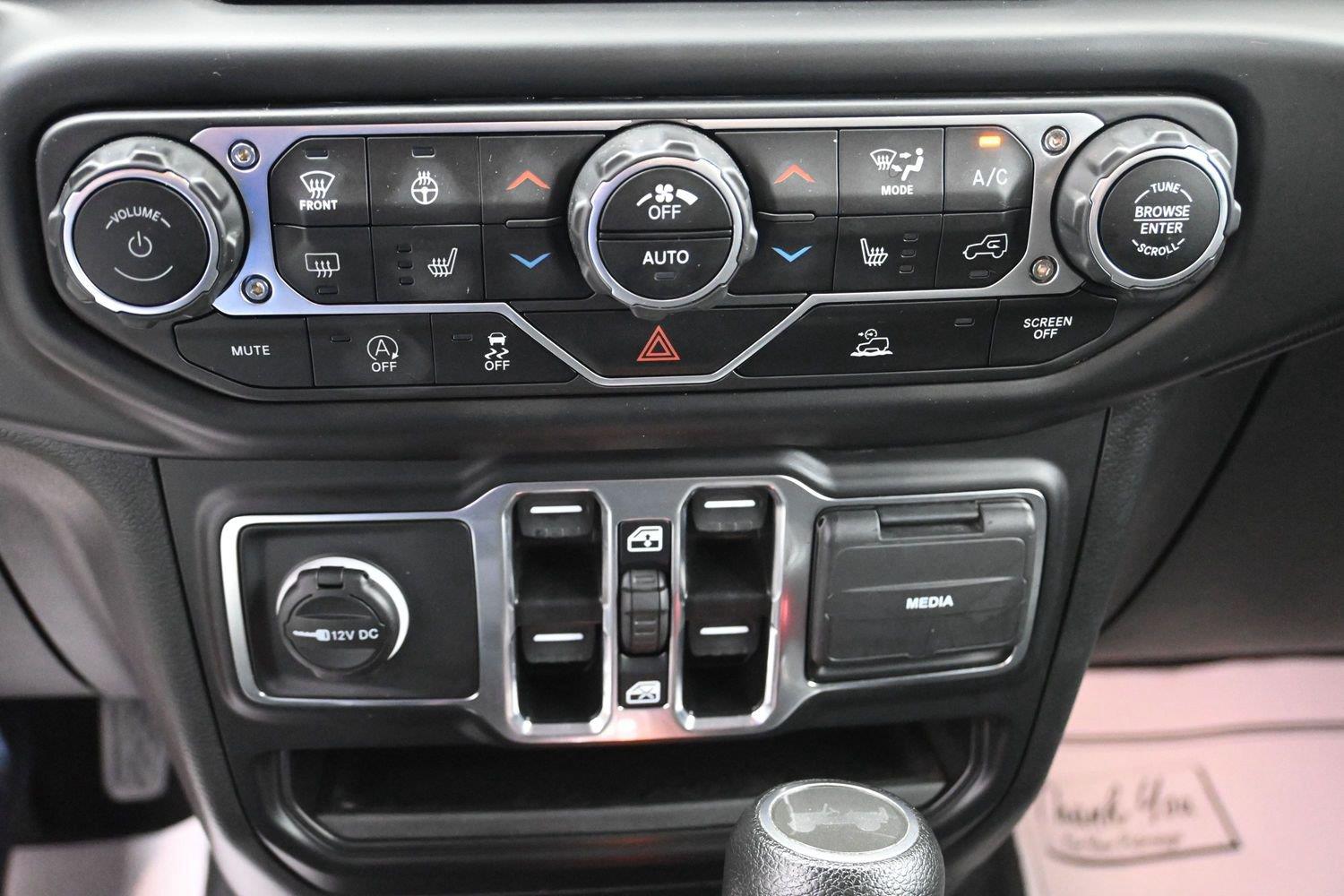 Used 2023 Sting-Gray Clearcoat Jeep Sport Altitude image 24