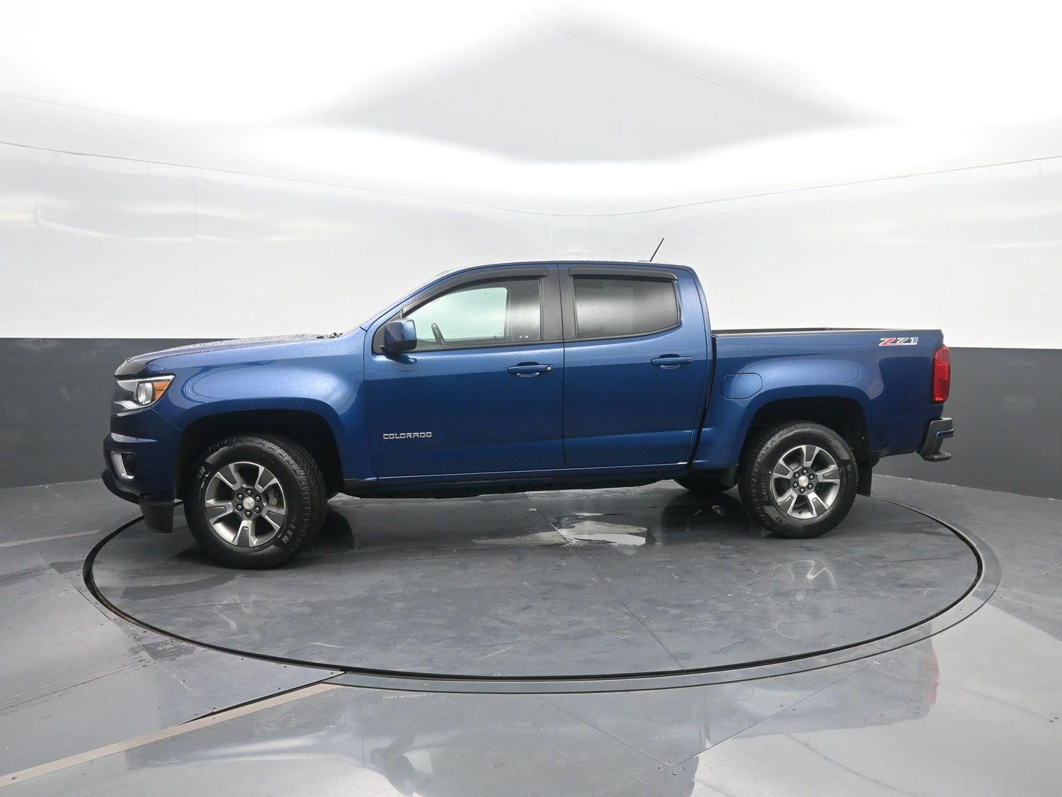 Pacific Blue Metallic 2019 Chevrolet Colorado Pickup Truck Four-Wheel Drive 8-Speed Automatic