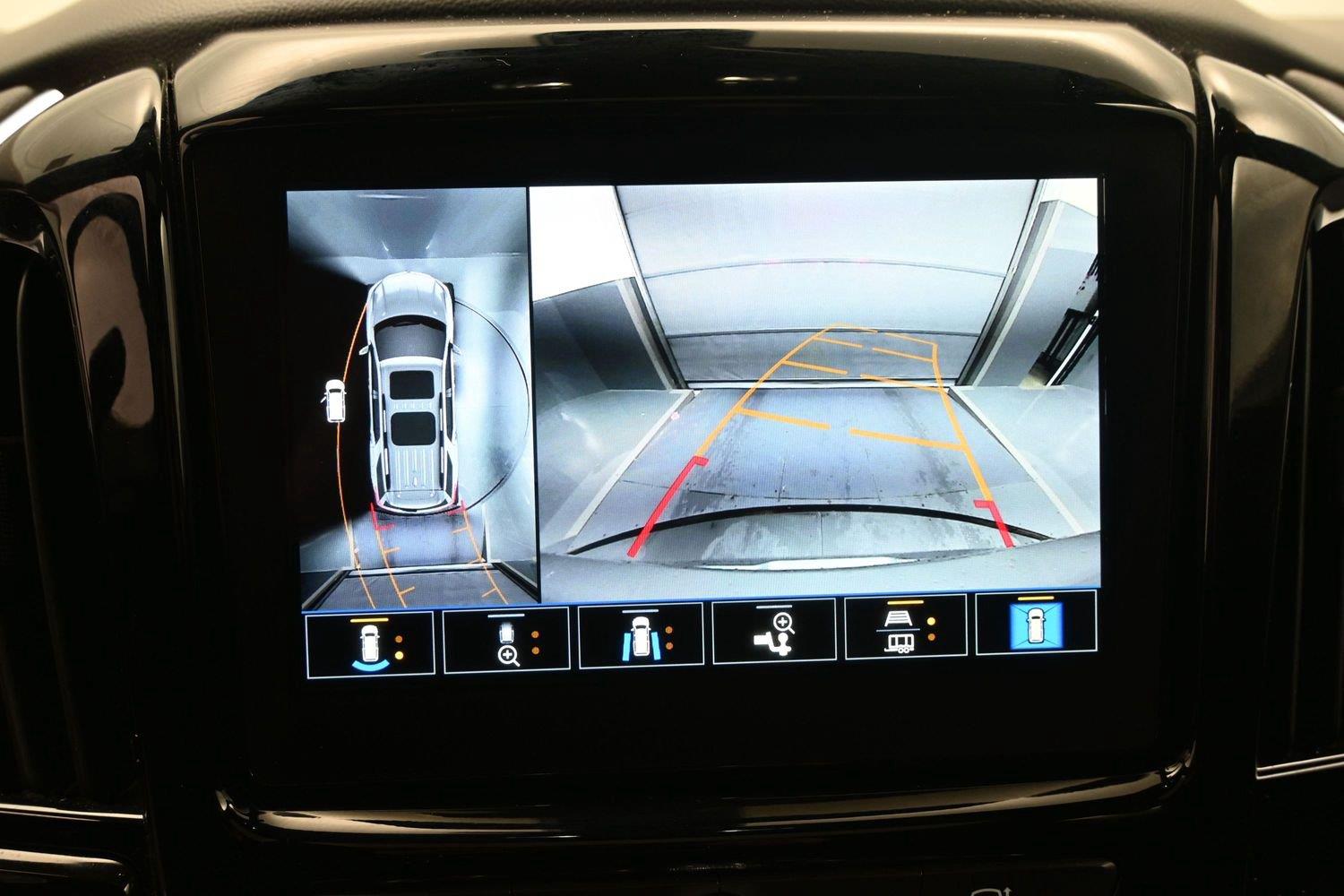 Used 2023 Sterling Gray Metallic Chevrolet Premier image 32
