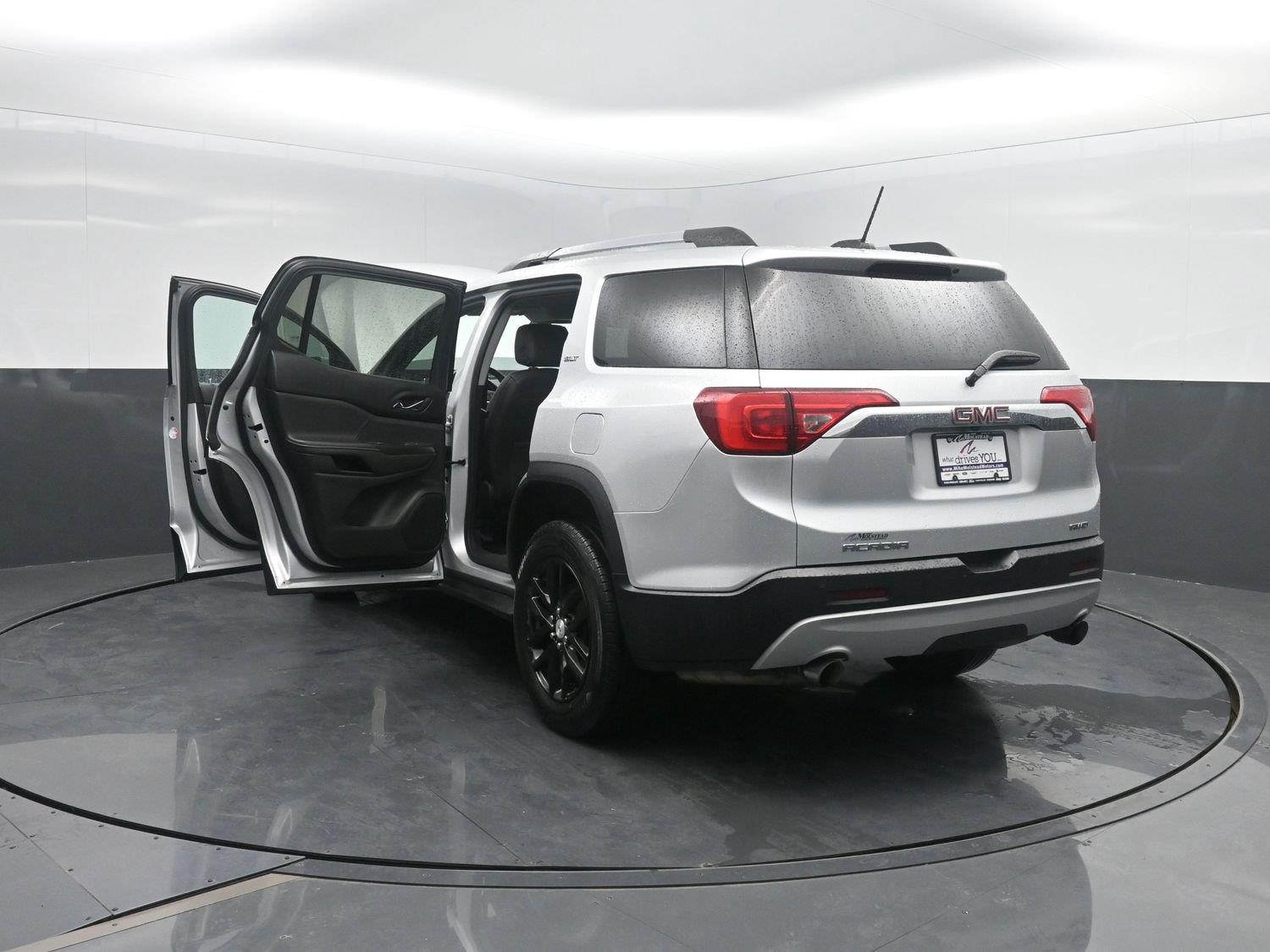 Used 2018 Quicksilver Metallic GMC SLT image 48