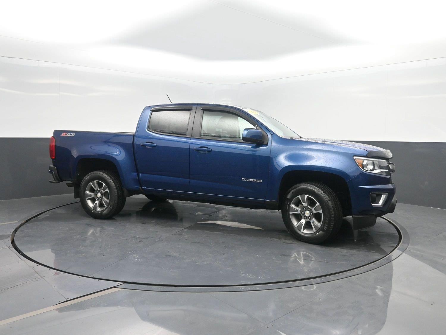 Used 2019 Pacific Blue Metallic Chevrolet 4WD Z71 image 3