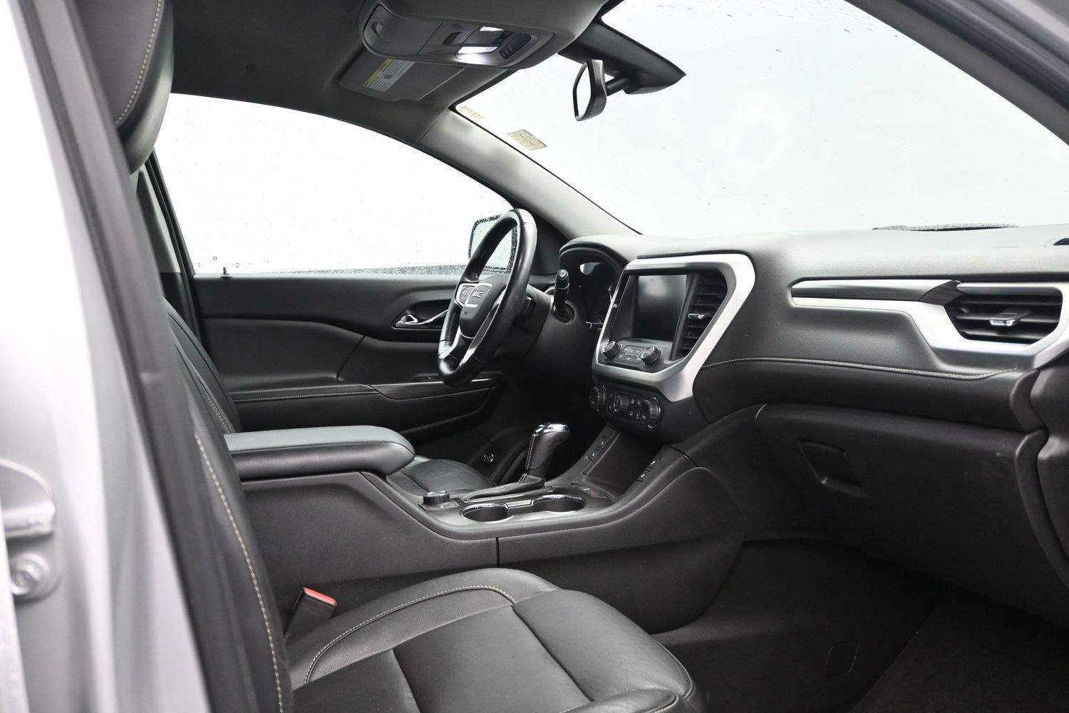 Used 2018 Quicksilver Metallic GMC SLT image 13