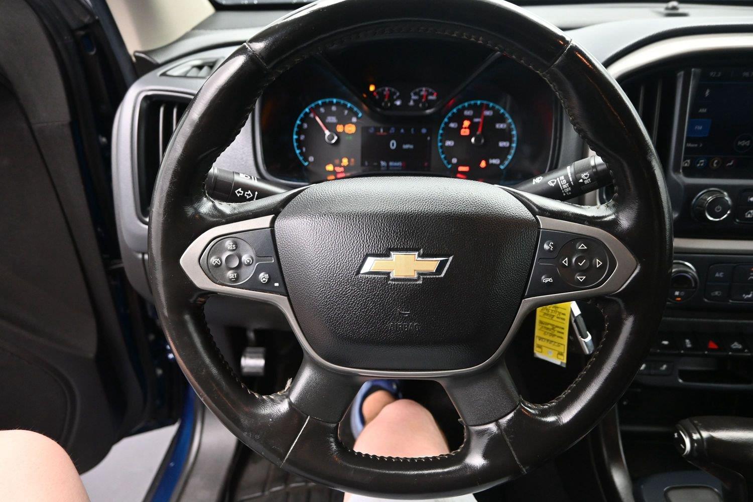 Used 2019 Pacific Blue Metallic Chevrolet 4WD Z71 image 20