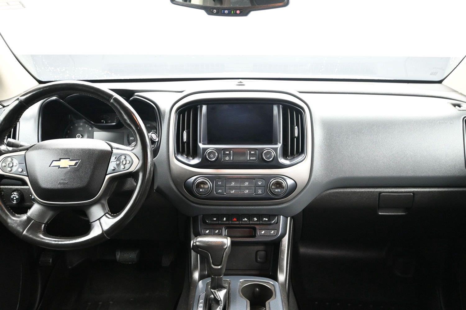 Used 2019 Pacific Blue Metallic Chevrolet 4WD Z71 image 12