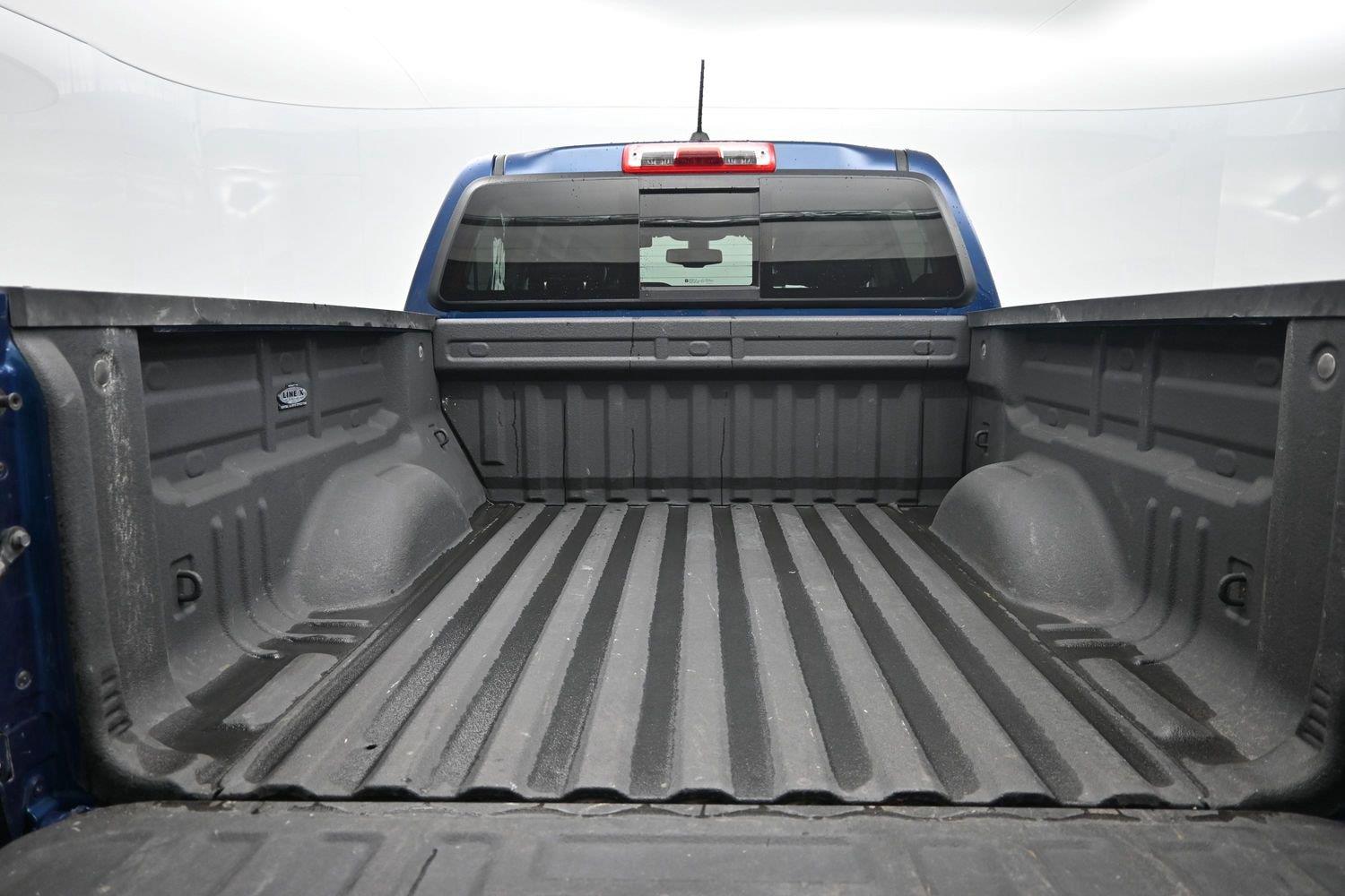 Used 2019 Pacific Blue Metallic Chevrolet 4WD Z71 image 15