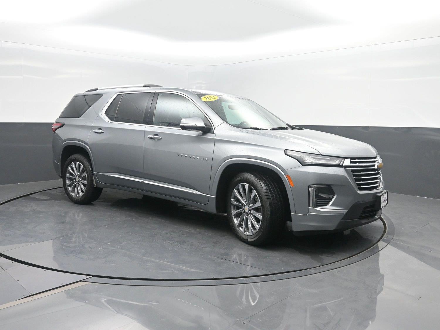 Used 2023 Sterling Gray Metallic Chevrolet Premier image 4