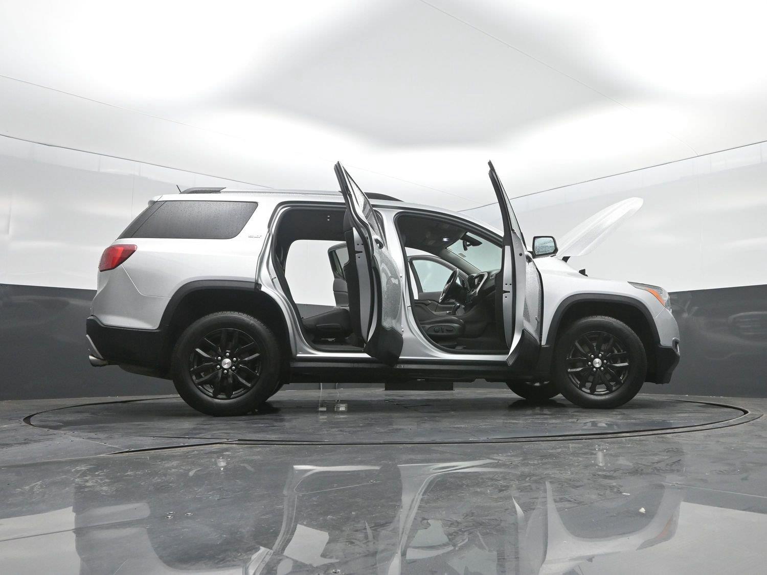 Used 2018 Quicksilver Metallic GMC SLT image 53