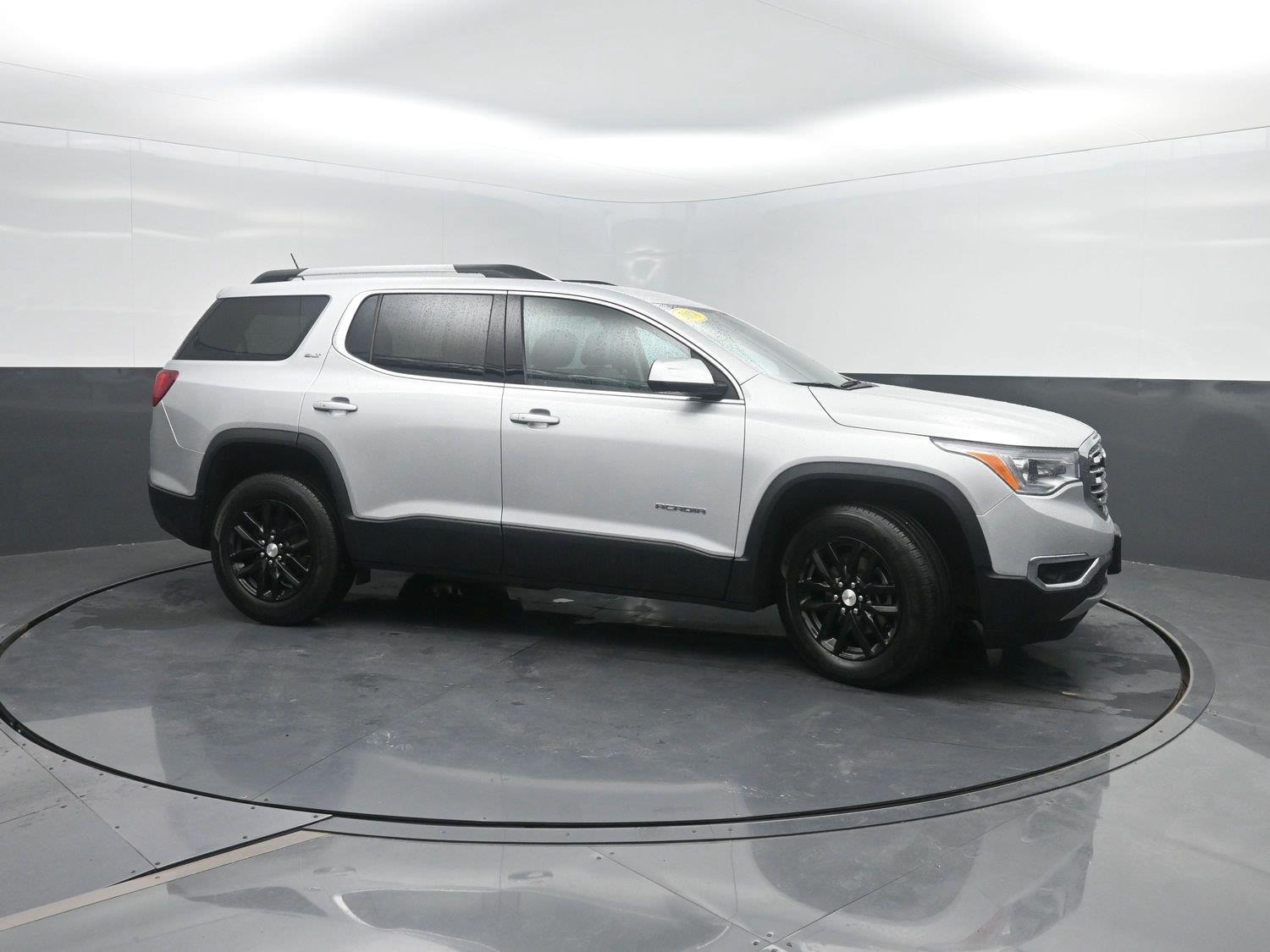 Used 2018 Quicksilver Metallic GMC SLT image 3