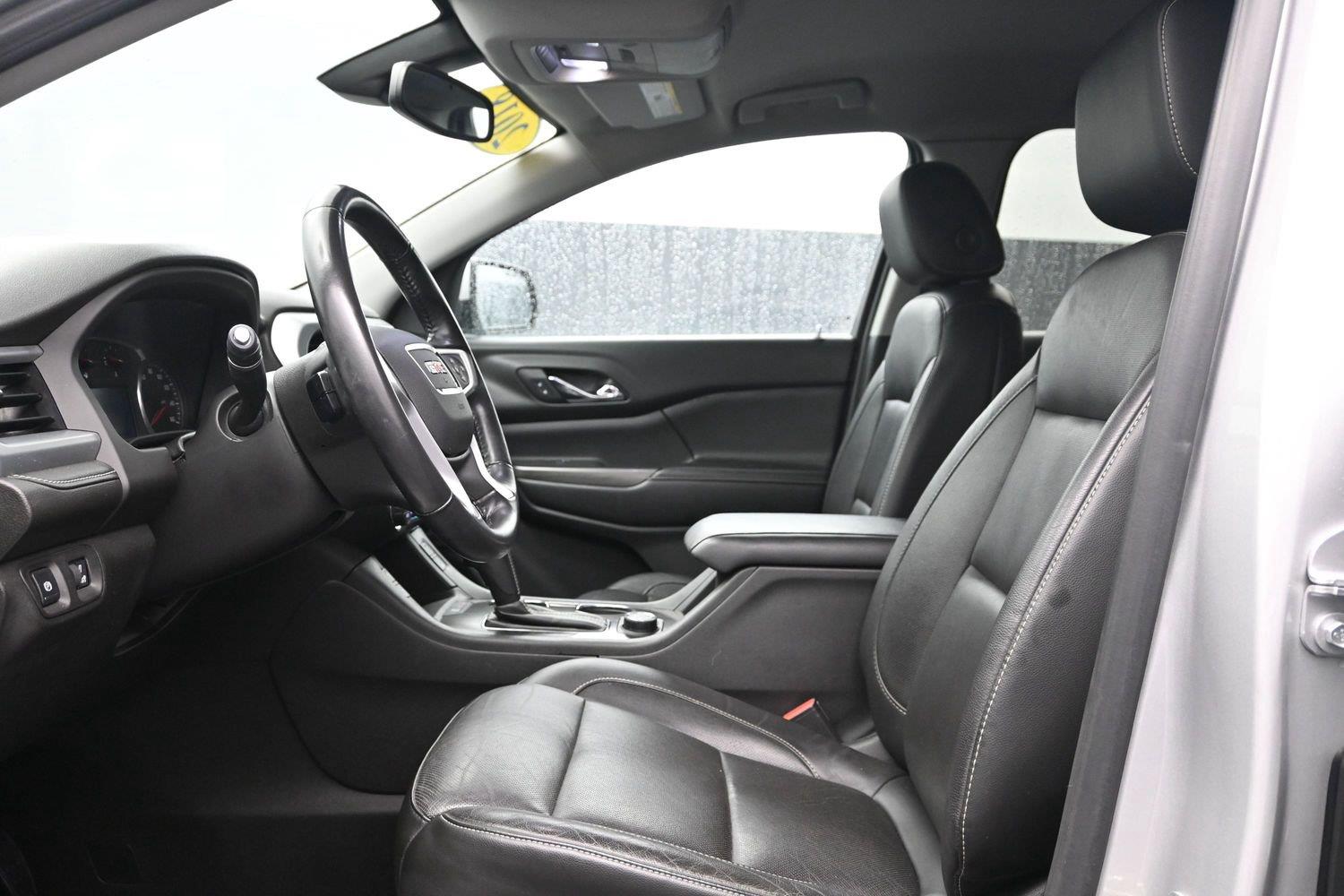 Used 2018 Quicksilver Metallic GMC SLT image 24