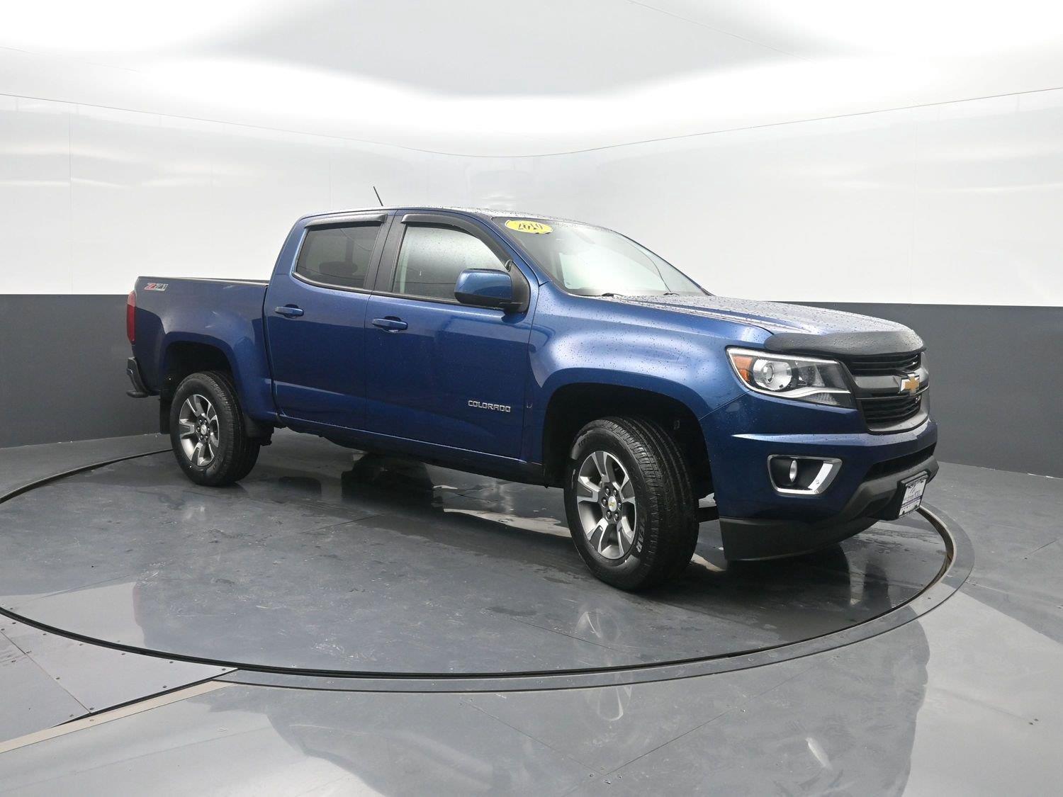 Used 2019 Pacific Blue Metallic Chevrolet 4WD Z71 image 4