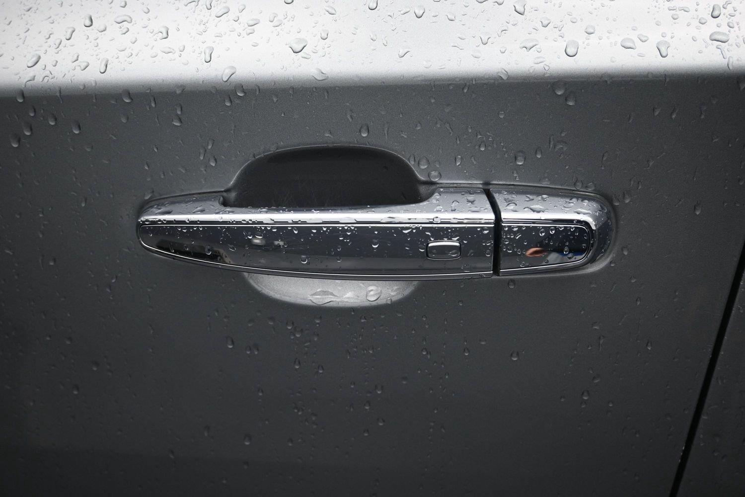Used 2023 Sterling Gray Metallic Chevrolet Premier image 20