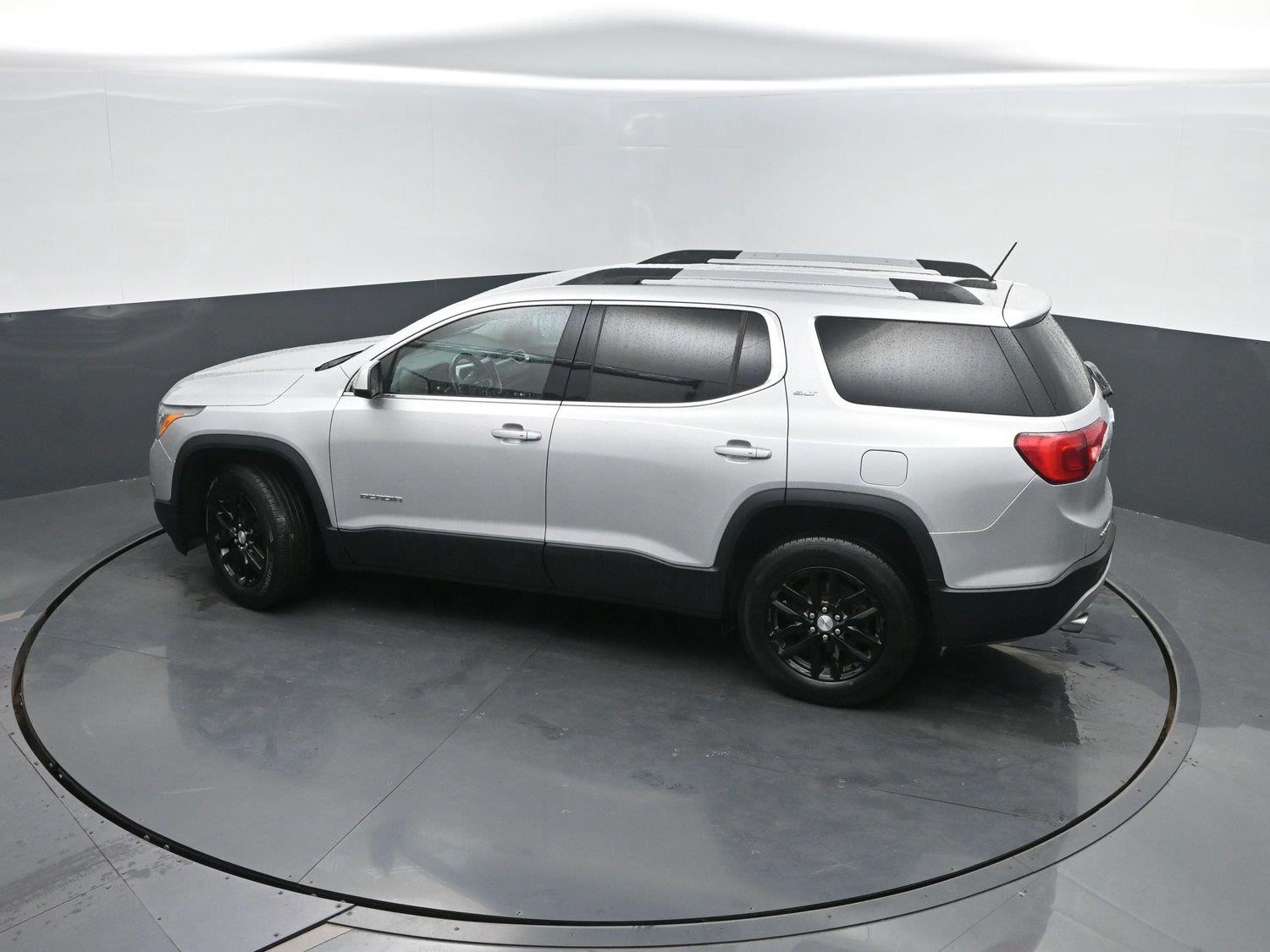 Used 2018 Quicksilver Metallic GMC SLT image 39