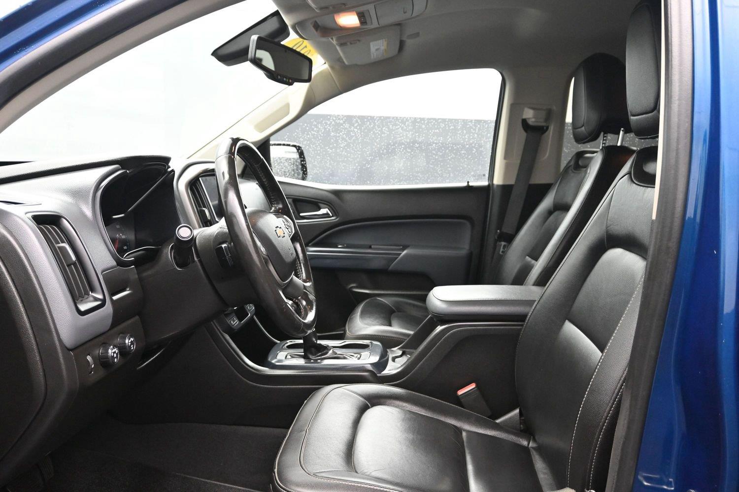 Used 2019 Pacific Blue Metallic Chevrolet 4WD Z71 image 19
