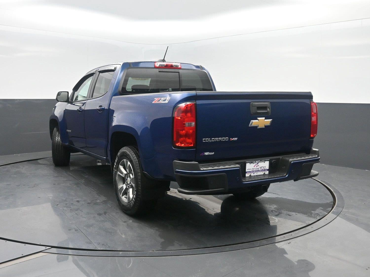 Used 2019 Pacific Blue Metallic Chevrolet 4WD Z71 image 42
