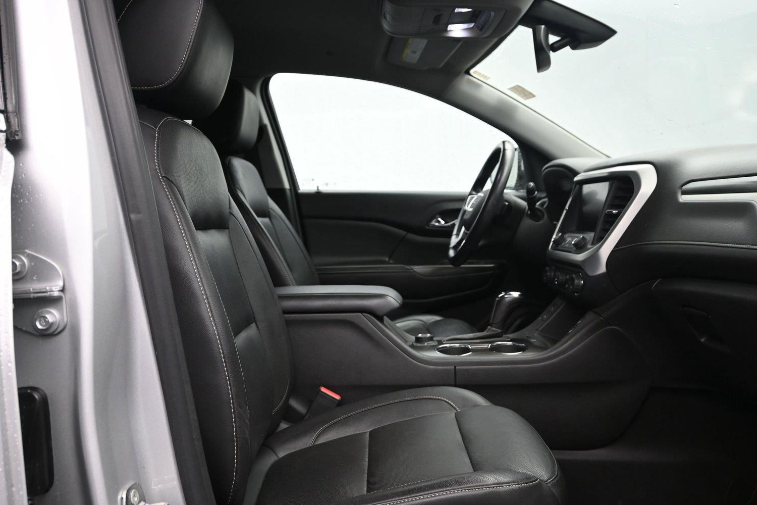 Used 2018 Quicksilver Metallic GMC SLT image 12