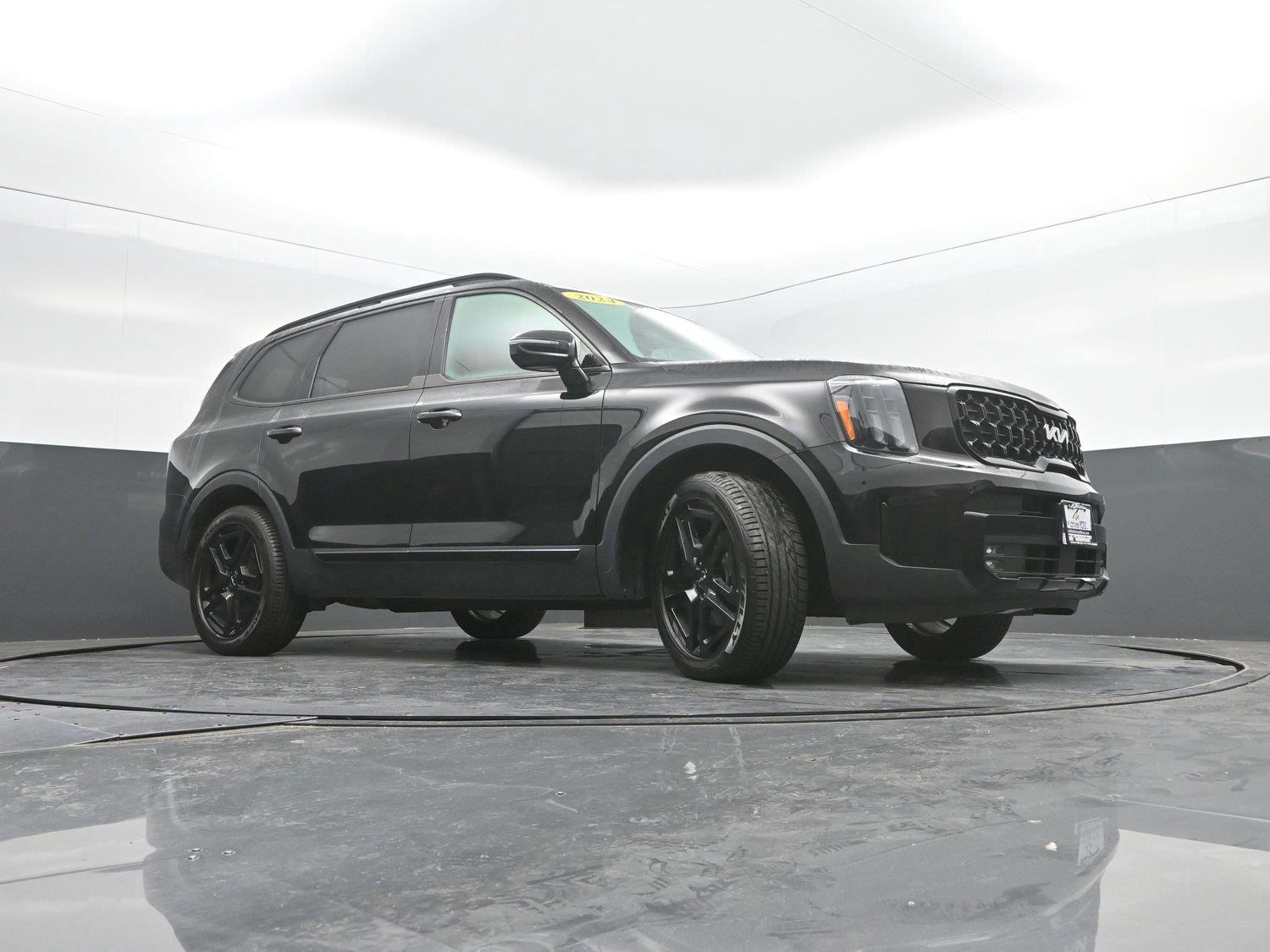 Used 2024 Ebony Black KIA SX X-Line image 40