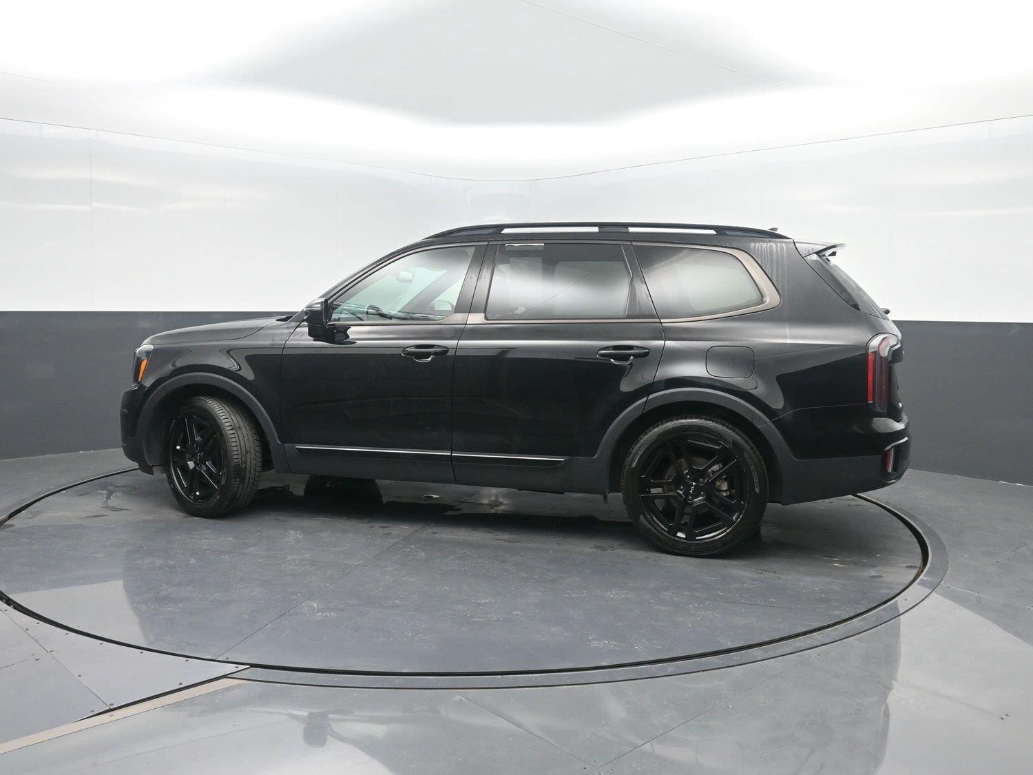 Used 2024 Ebony Black KIA SX X-Line image 45