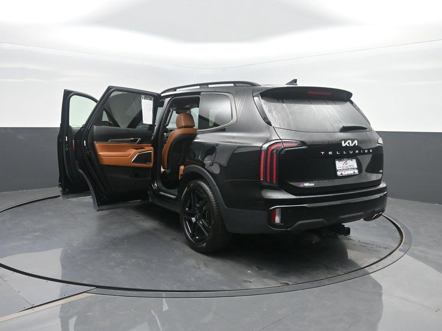 Used 2024 Ebony Black KIA SX X-Line image 51