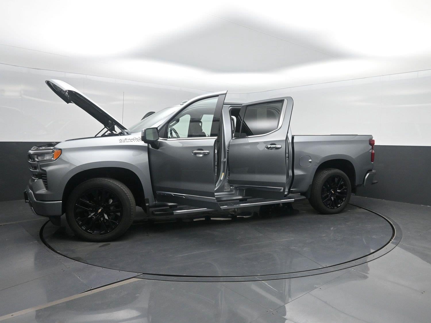 Used 2026 Sterling Gray Metallic Chevrolet High Country image 52