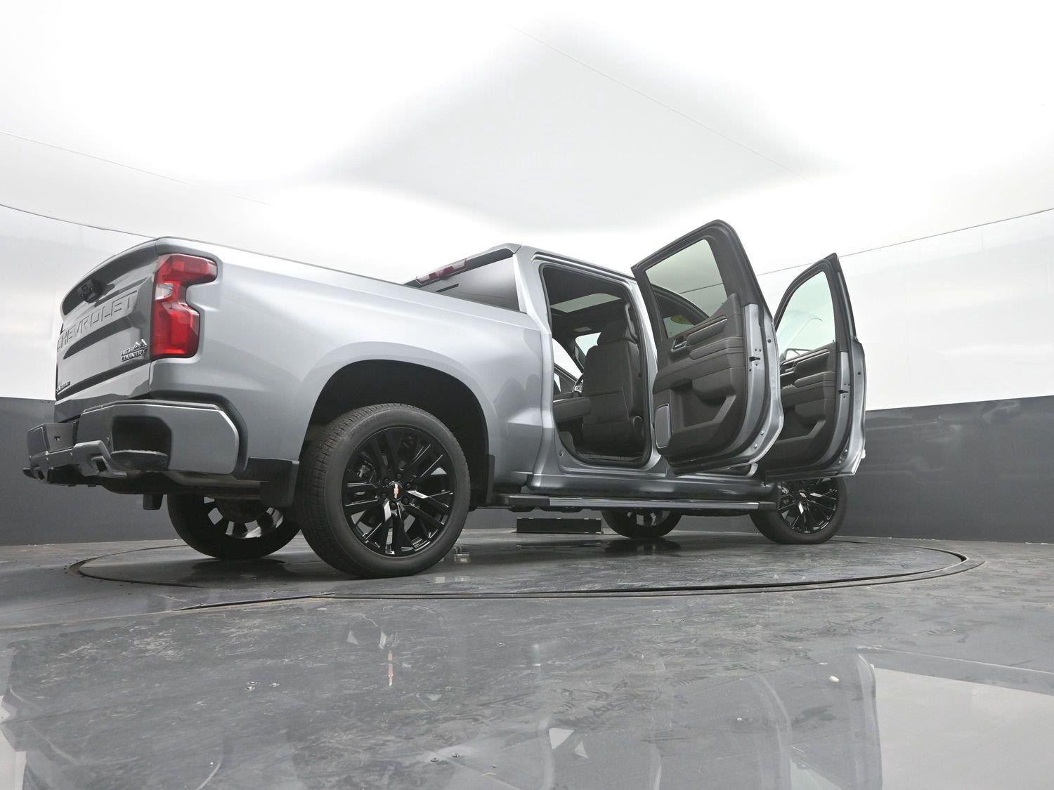 Used 2026 Sterling Gray Metallic Chevrolet High Country image 53