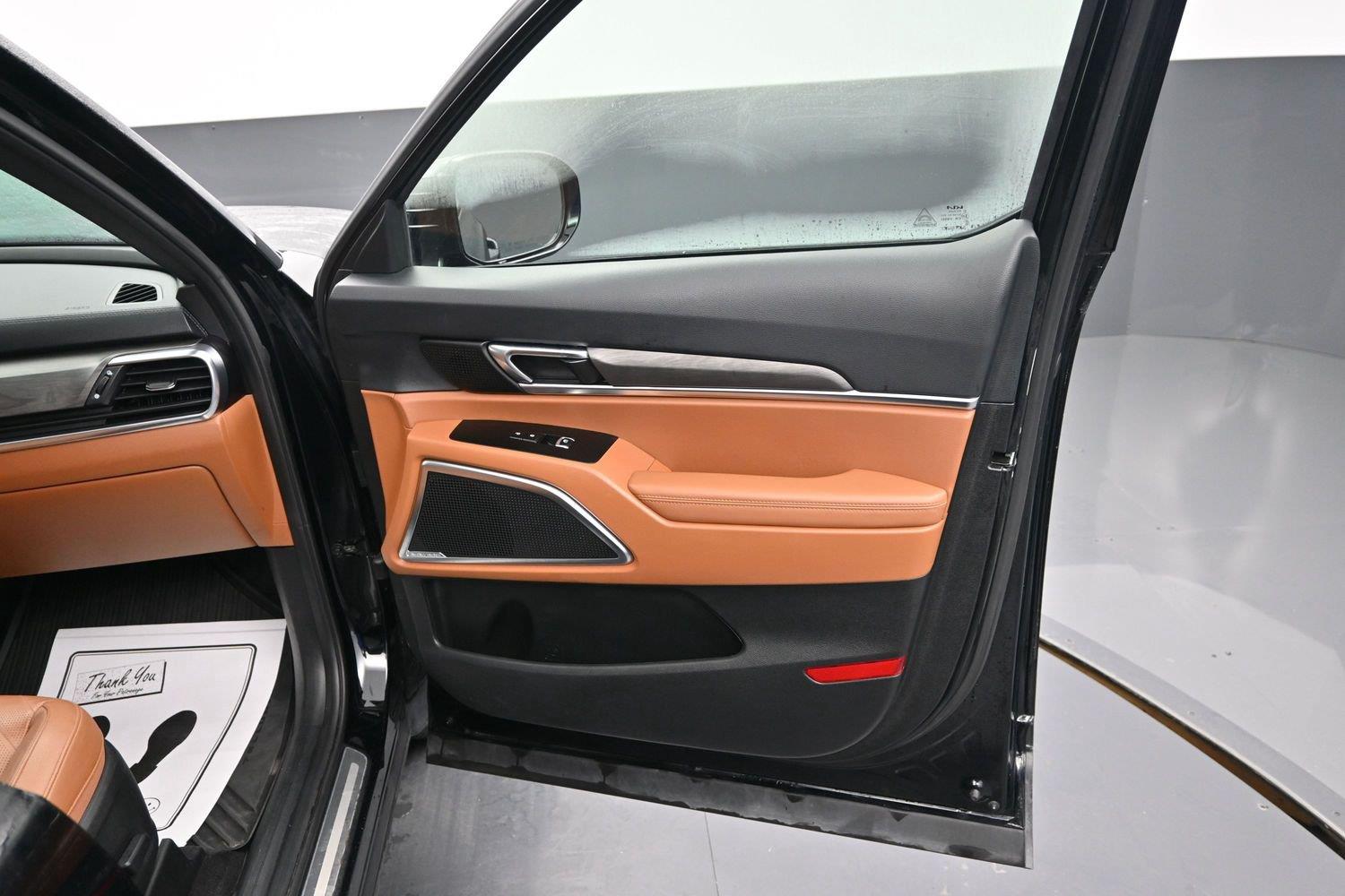 Used 2024 Ebony Black KIA SX X-Line image 7