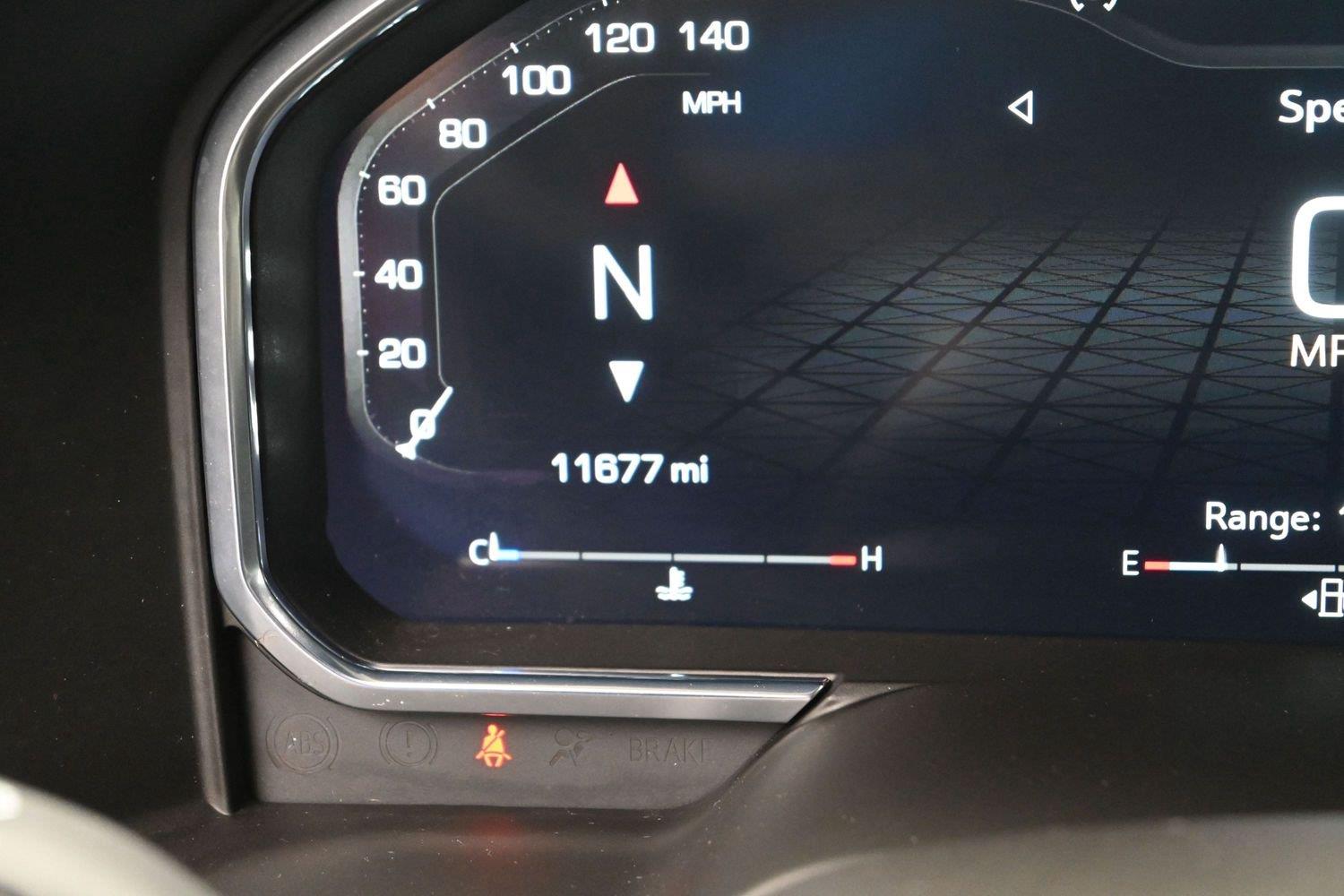 Used 2026 Summit White GMC AT4 image 30