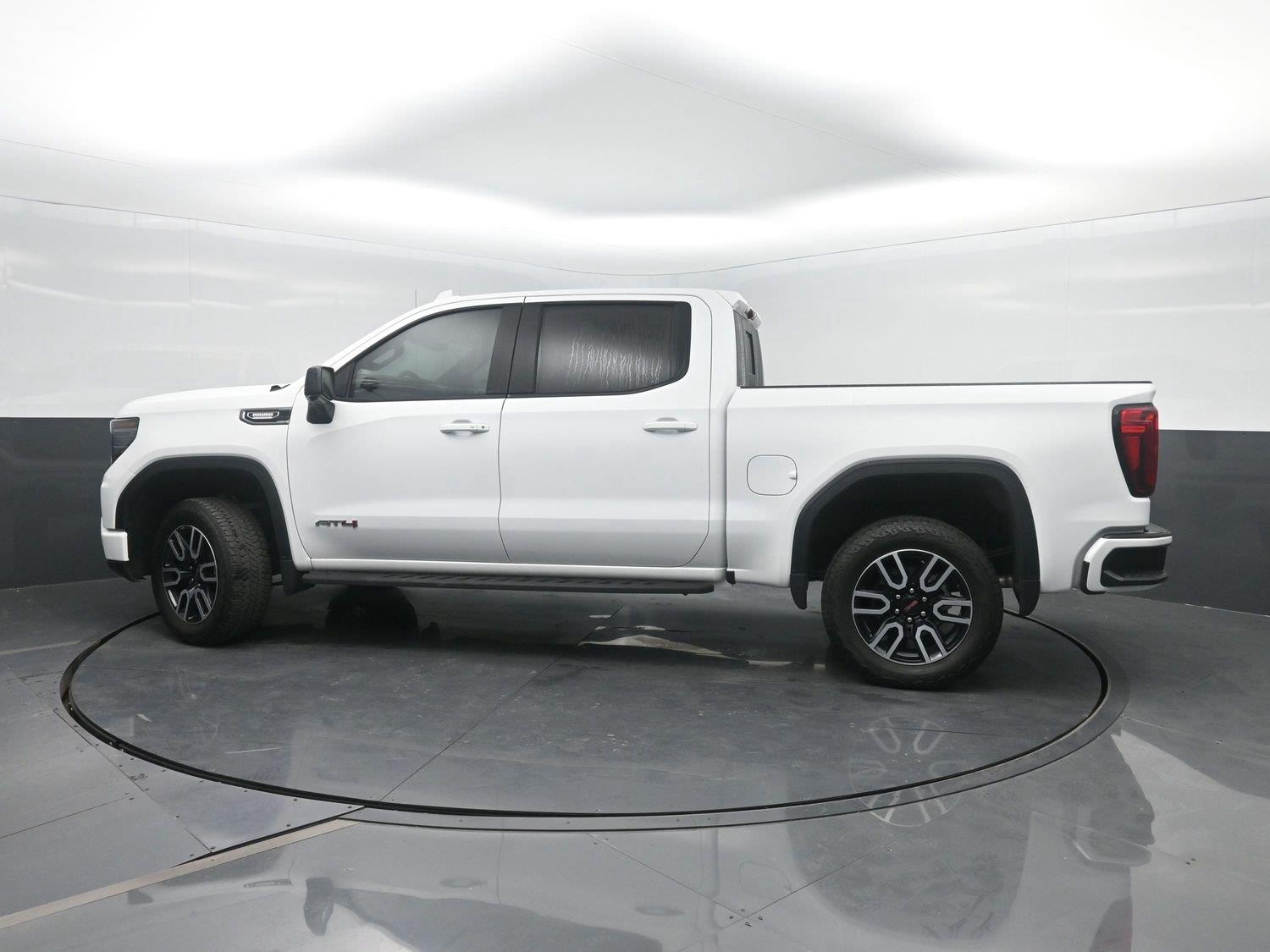 Used 2026 Summit White GMC AT4 image 45