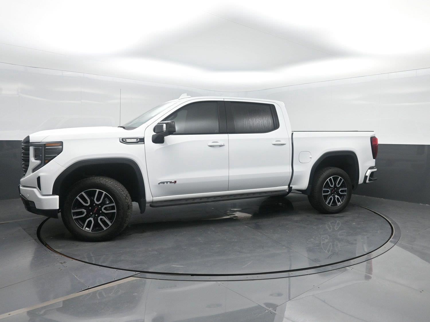 Used 2026 Summit White GMC AT4 image 46