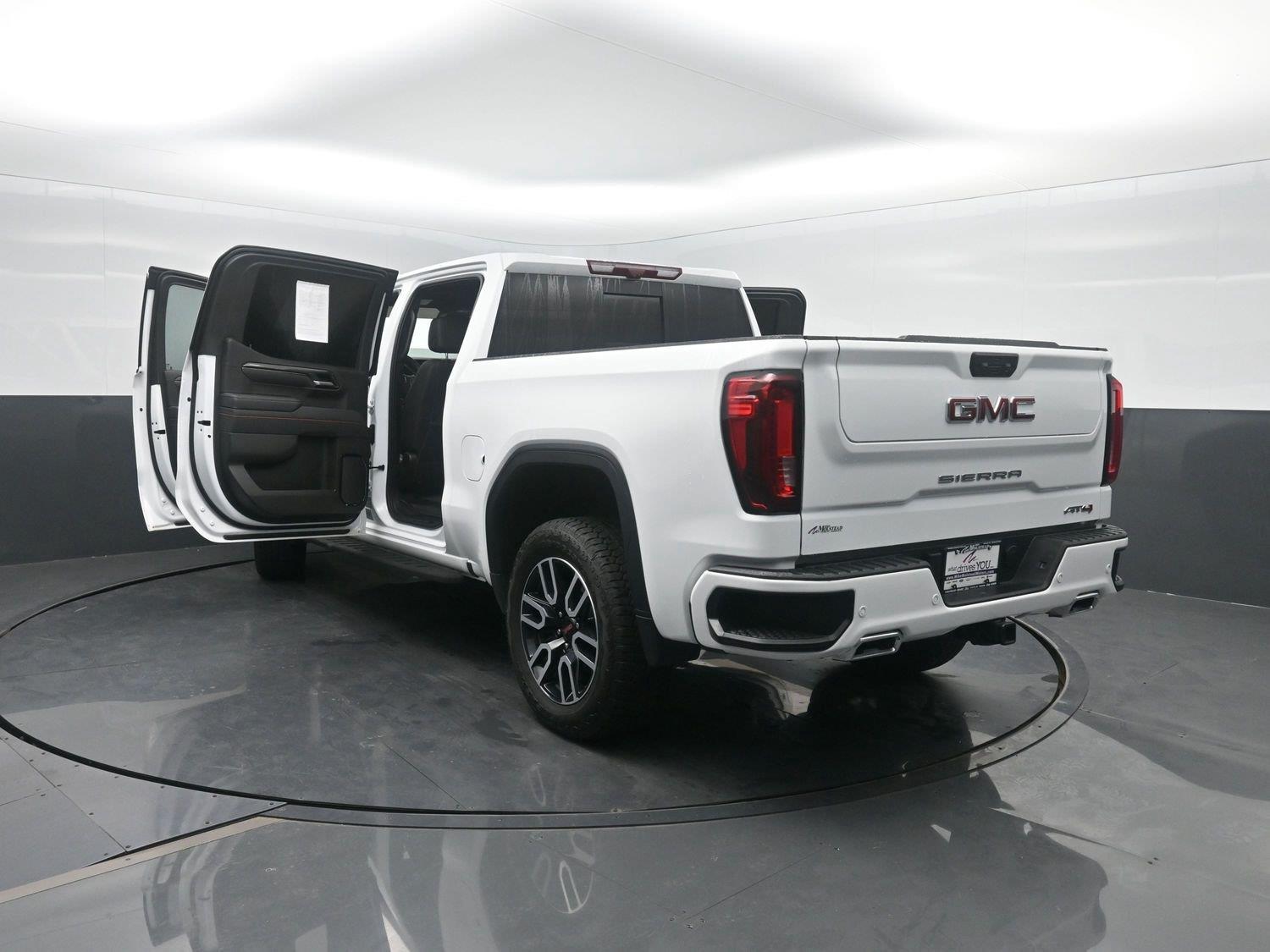 Used 2026 Summit White GMC AT4 image 51