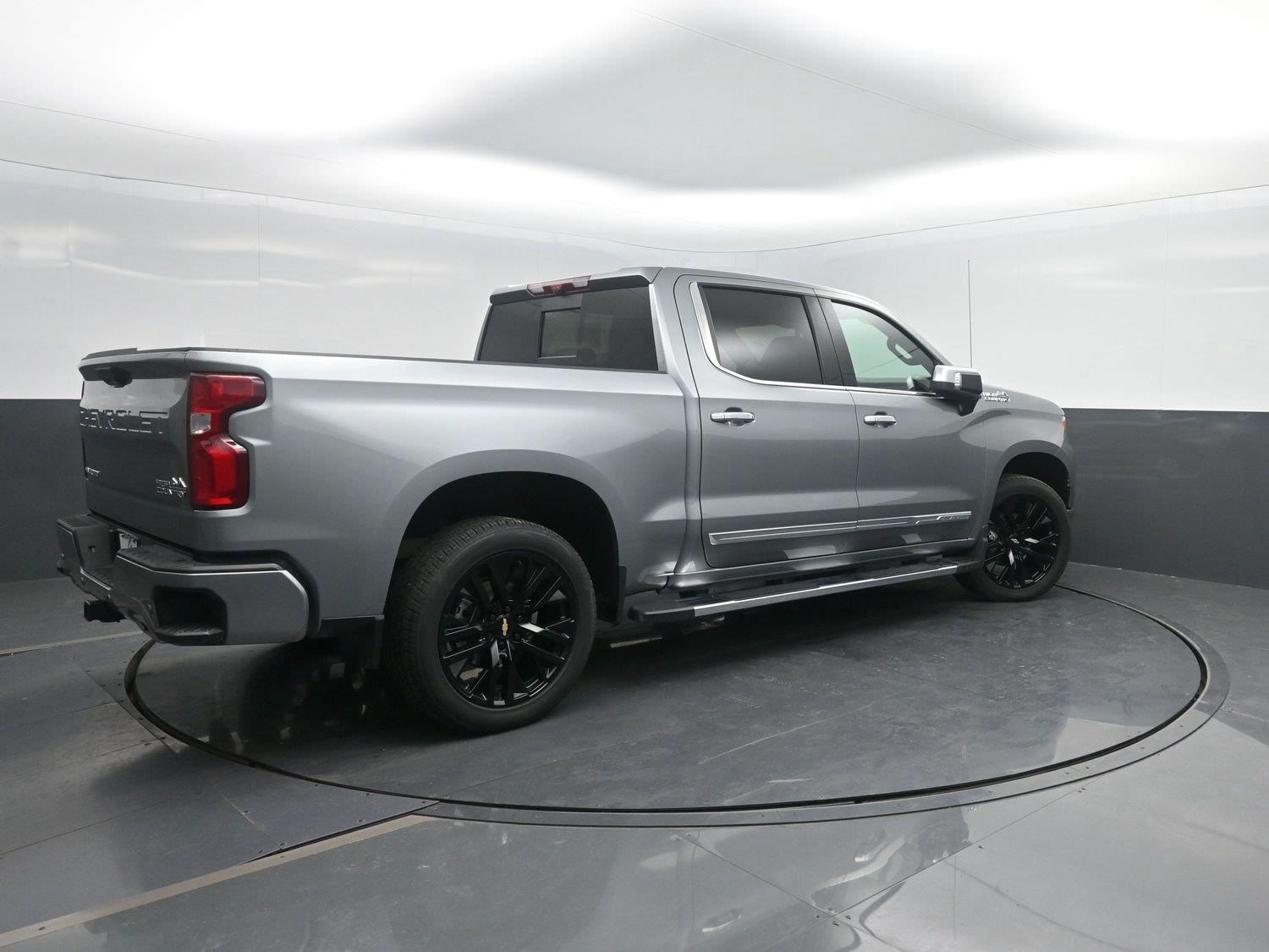 Used 2026 Sterling Gray Metallic Chevrolet High Country image 2