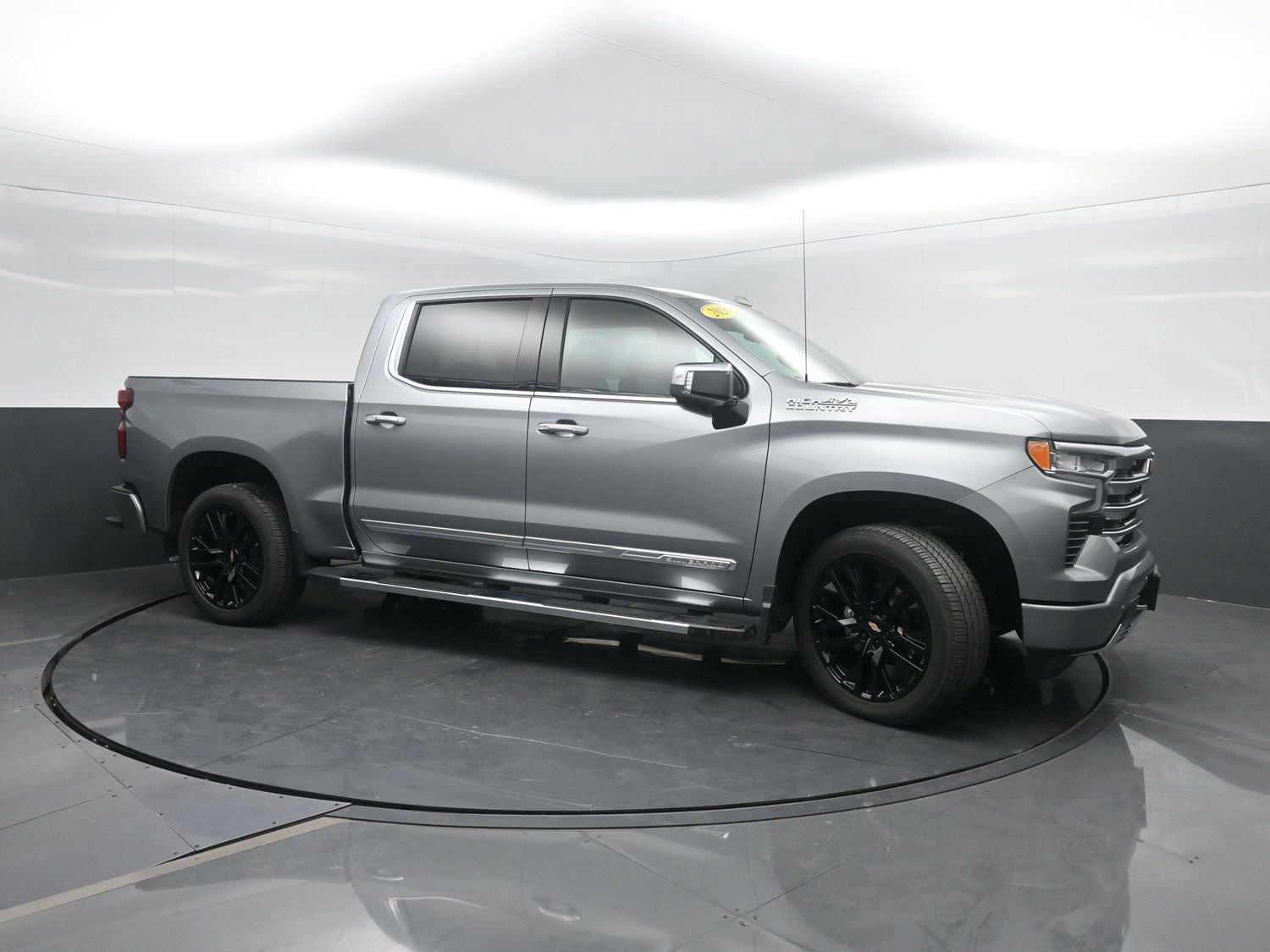Used 2026 Sterling Gray Metallic Chevrolet High Country image 3