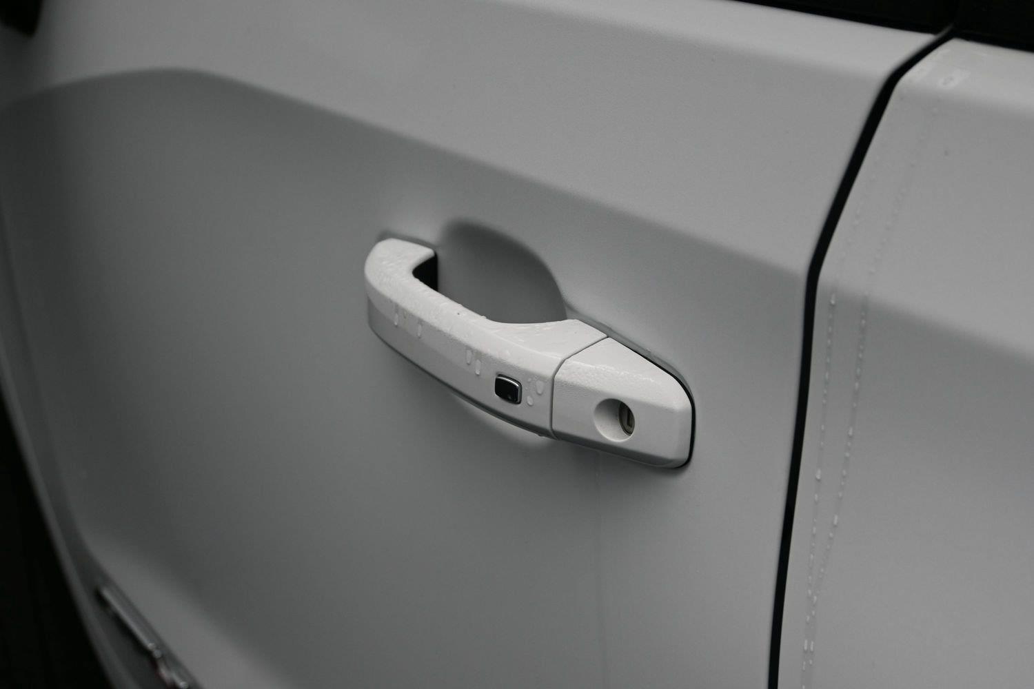 Used 2026 Summit White GMC AT4 image 20