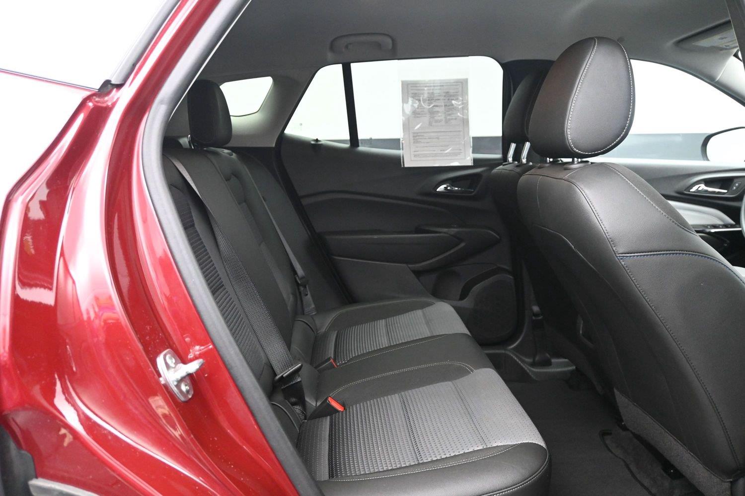 Used 2025 Crimson Metallic Chevrolet LT image 9