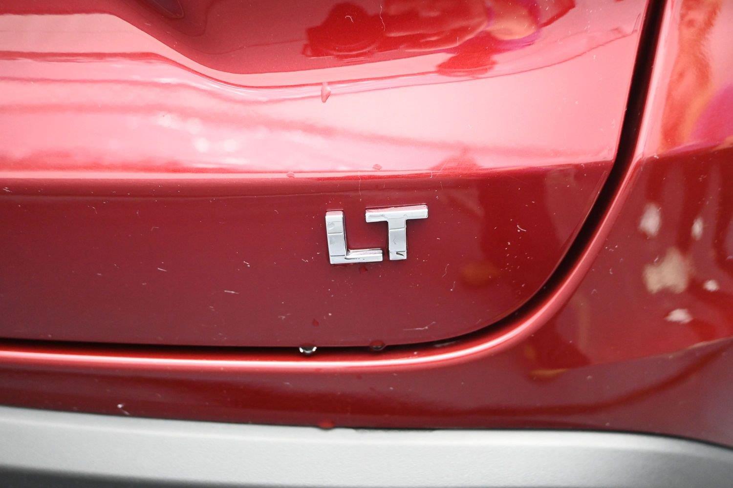 Used 2025 Crimson Metallic Chevrolet LT image 11