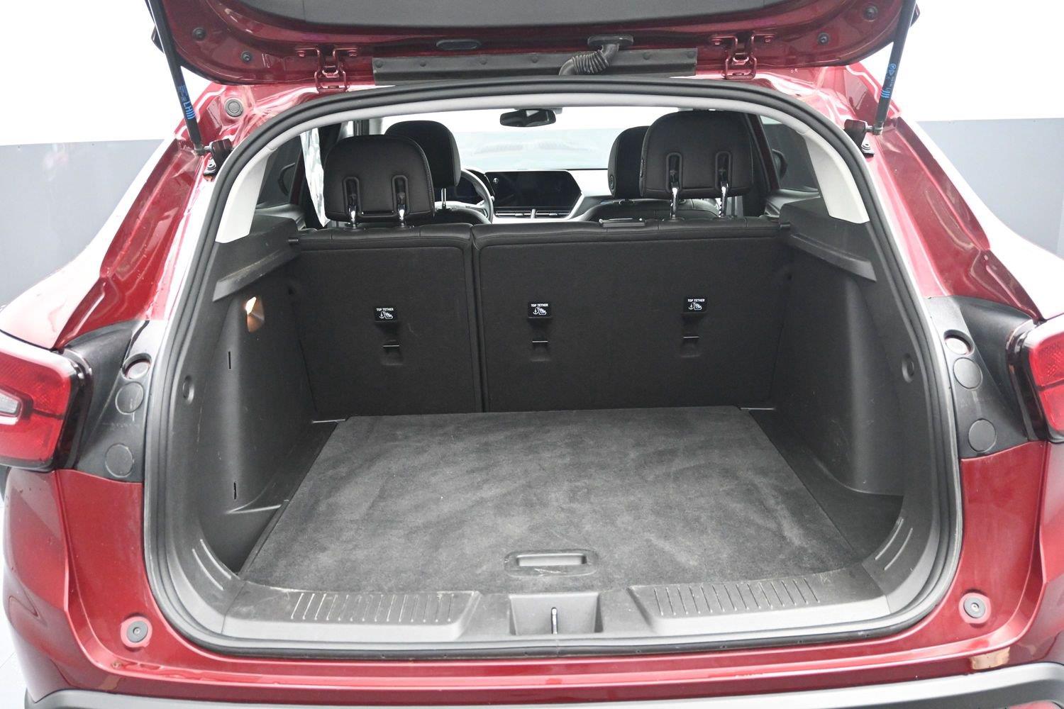 Used 2025 Crimson Metallic Chevrolet LT image 13