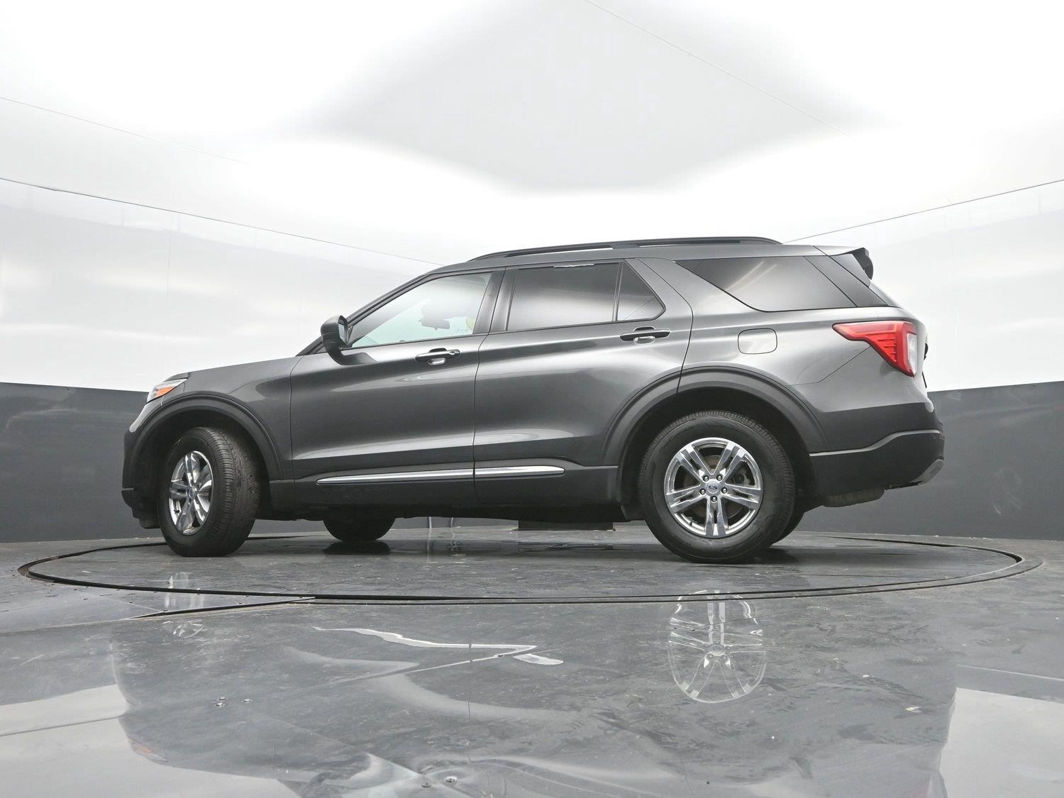 Used 2020 Magnetic Ford XLT image 34