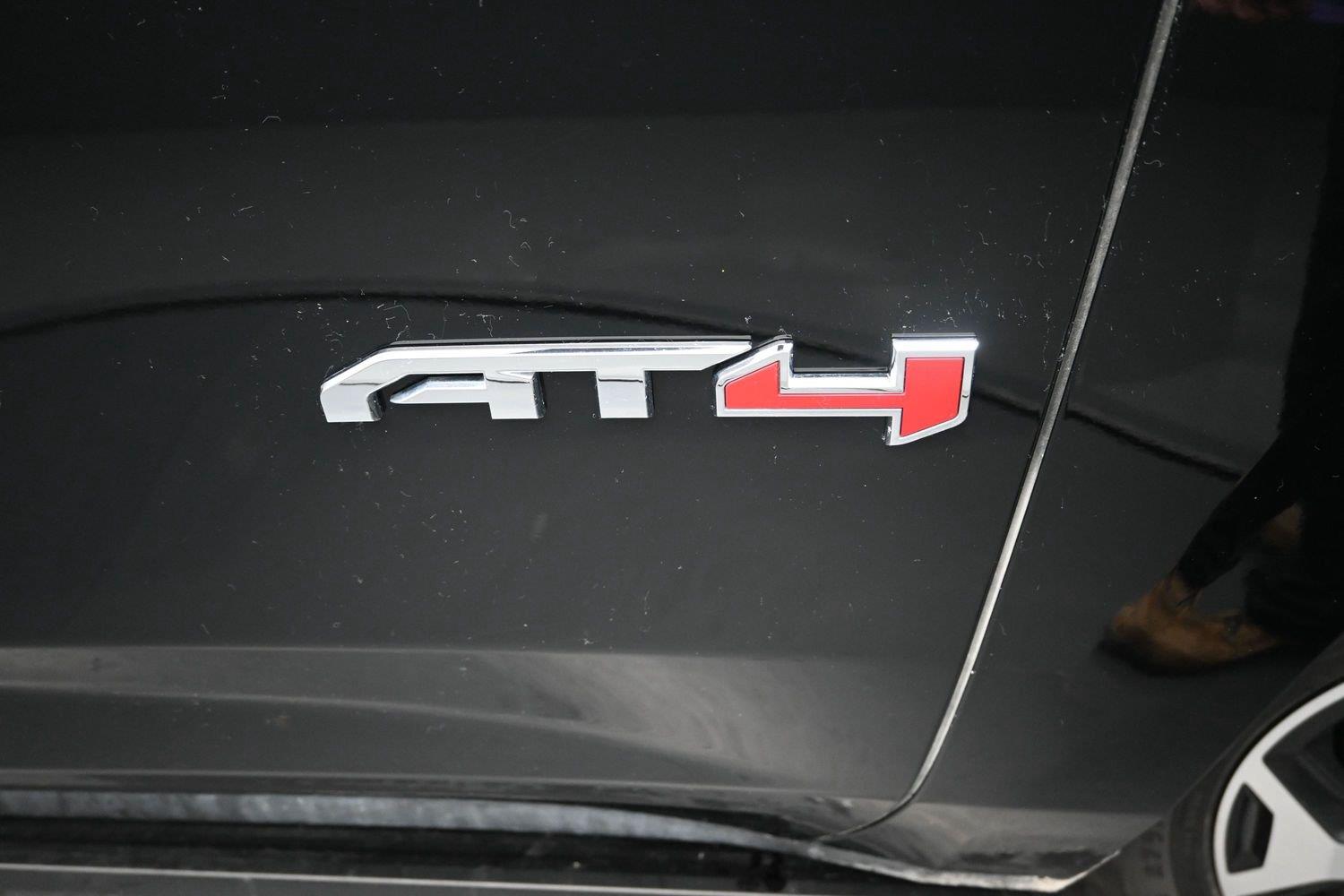 Used 2026 Onyx Black GMC AT4 image 8