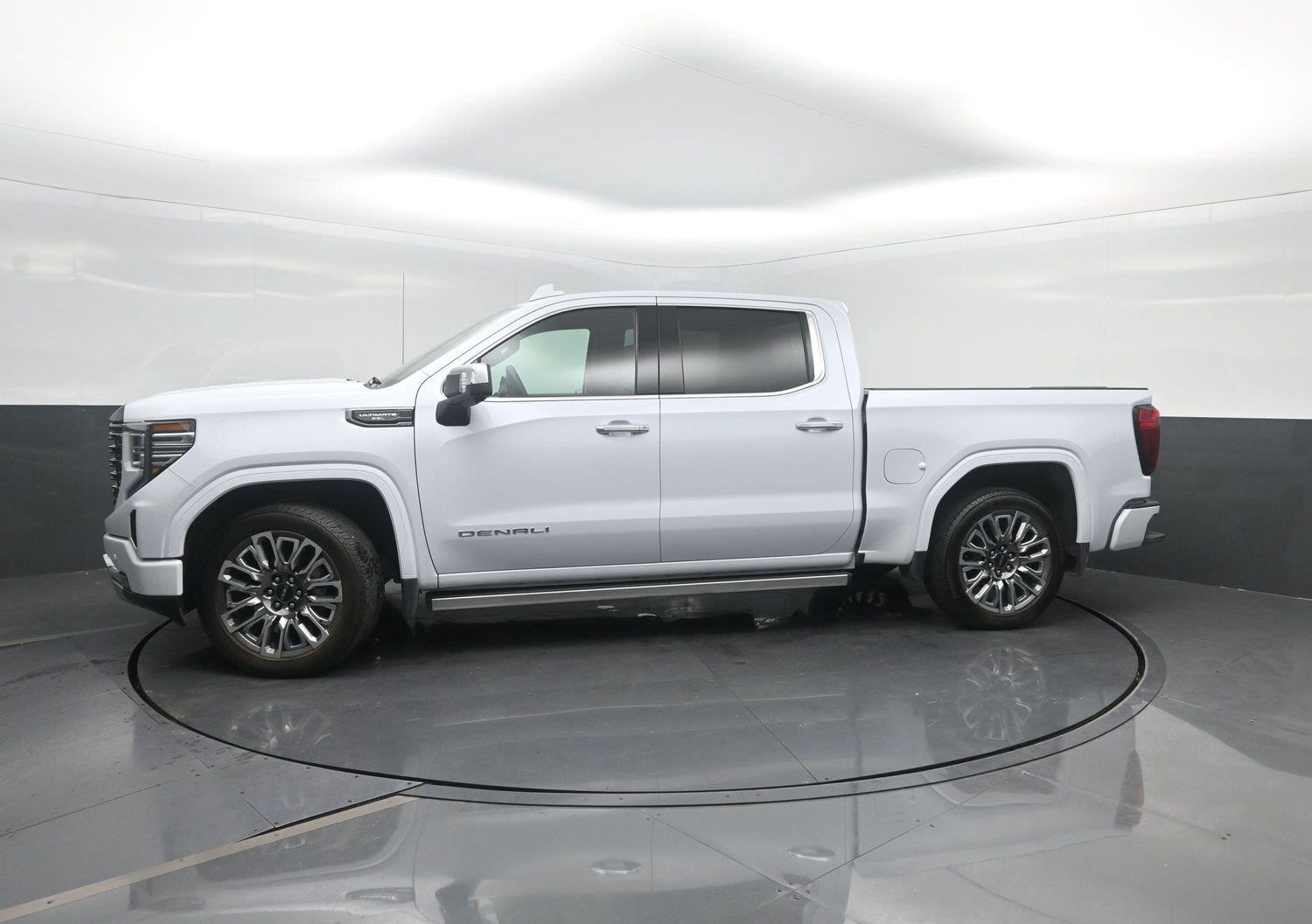 2026 GMC Sierra 1500 Denali Ultimate Crew Cab 4WD