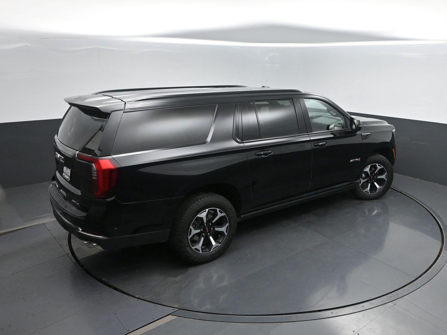 Used 2026 Onyx Black GMC AT4 image 47